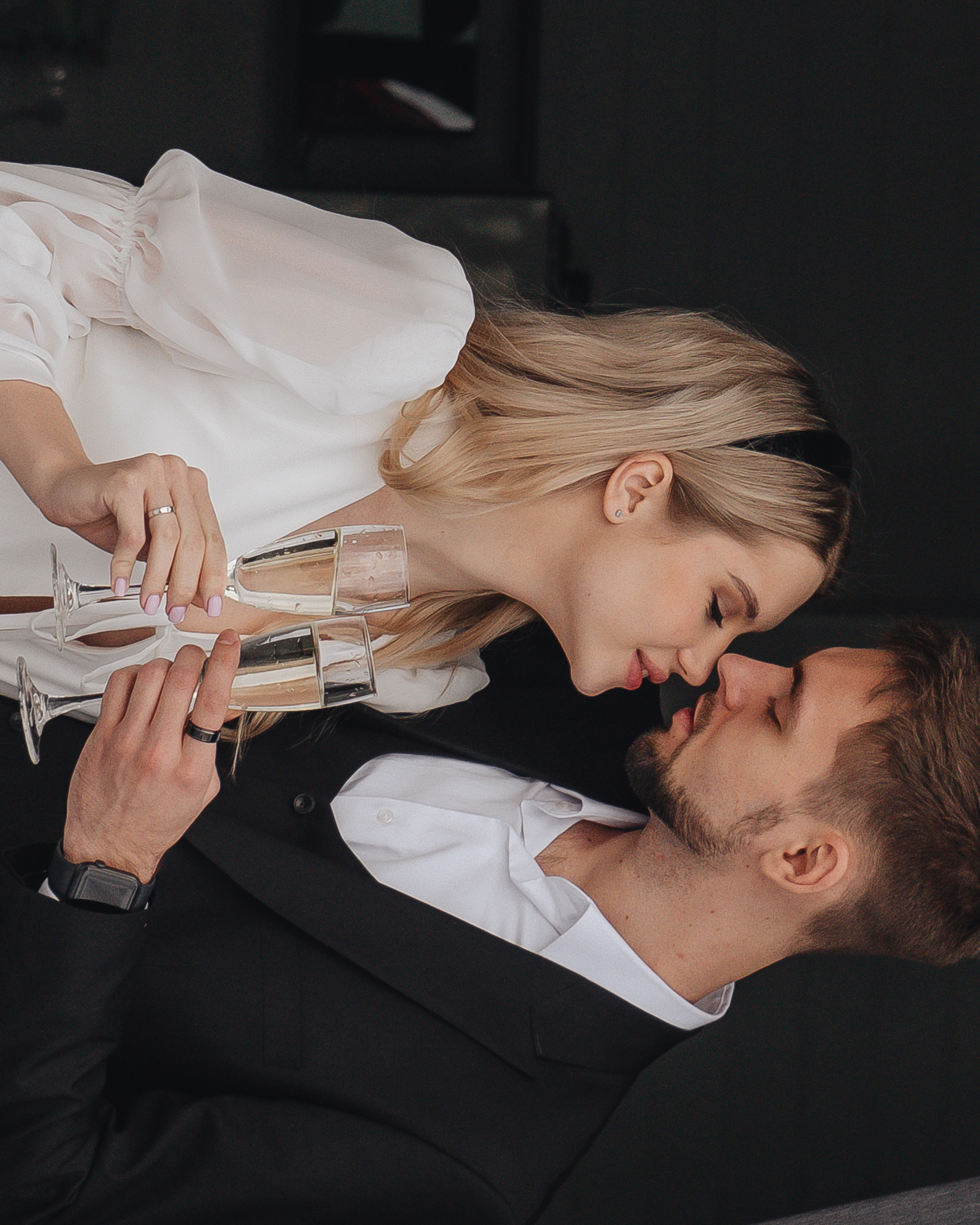 СВАДЕБНАЯ ФОТОСЕСИИИЯ ЗИМОЙ НА&nbsp;БЕРЕГУ ФИНСКОГО ОТЕЛЯ. СЬЕМКА В&nbsp;ОТЕЛЕ И&nbsp;НА&nbsp;БЕРЕГУ ЗАЛИВА