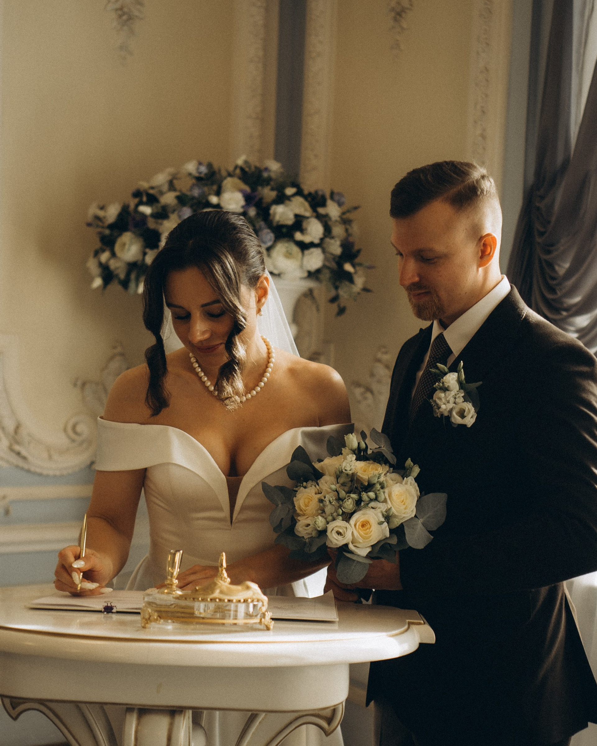 СВАДЕБНАЯ СЬЕМКА ВО&nbsp;ВТОРОМ ДВОРЦЕ БРАКОСОЧЕТАНИЯ