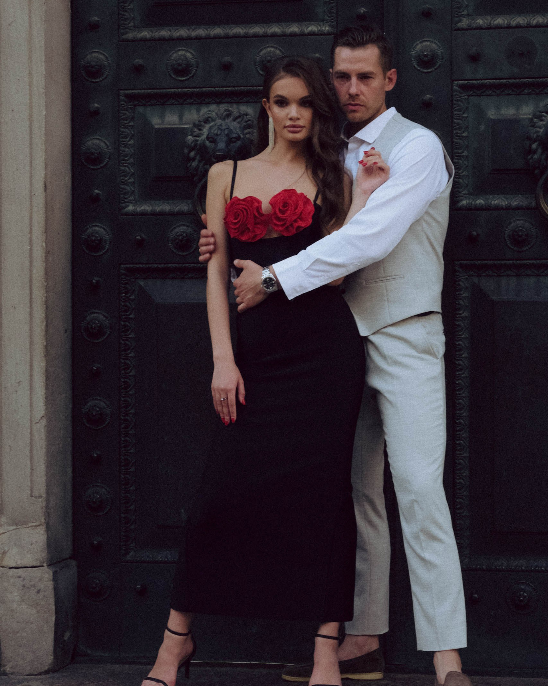 СВАДЕБНАЯ ПРОГУЛКА ВОЗЛЕ АКАДЕМИИ ШТИГЛИЦА