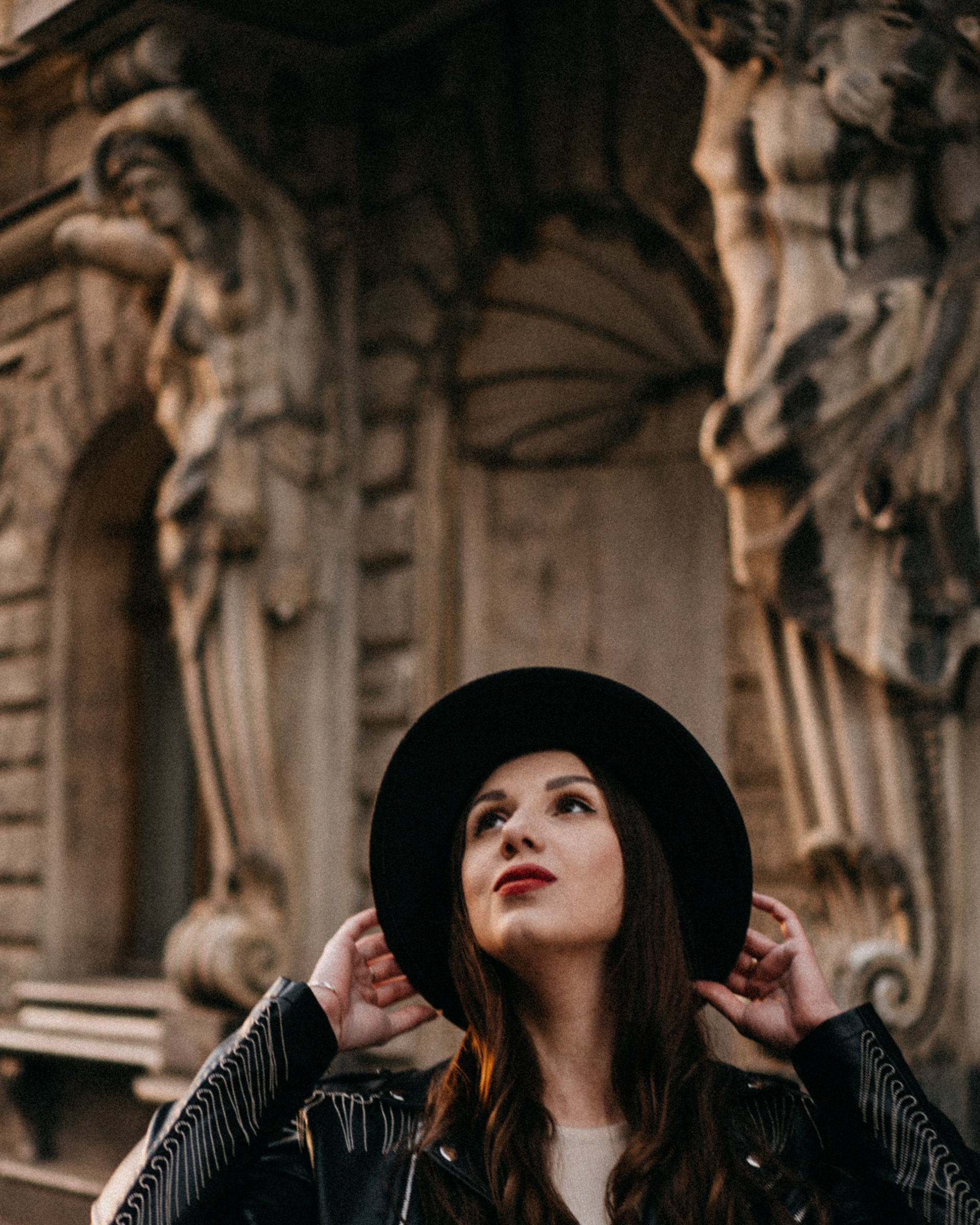 осеняя прогулка для девушки