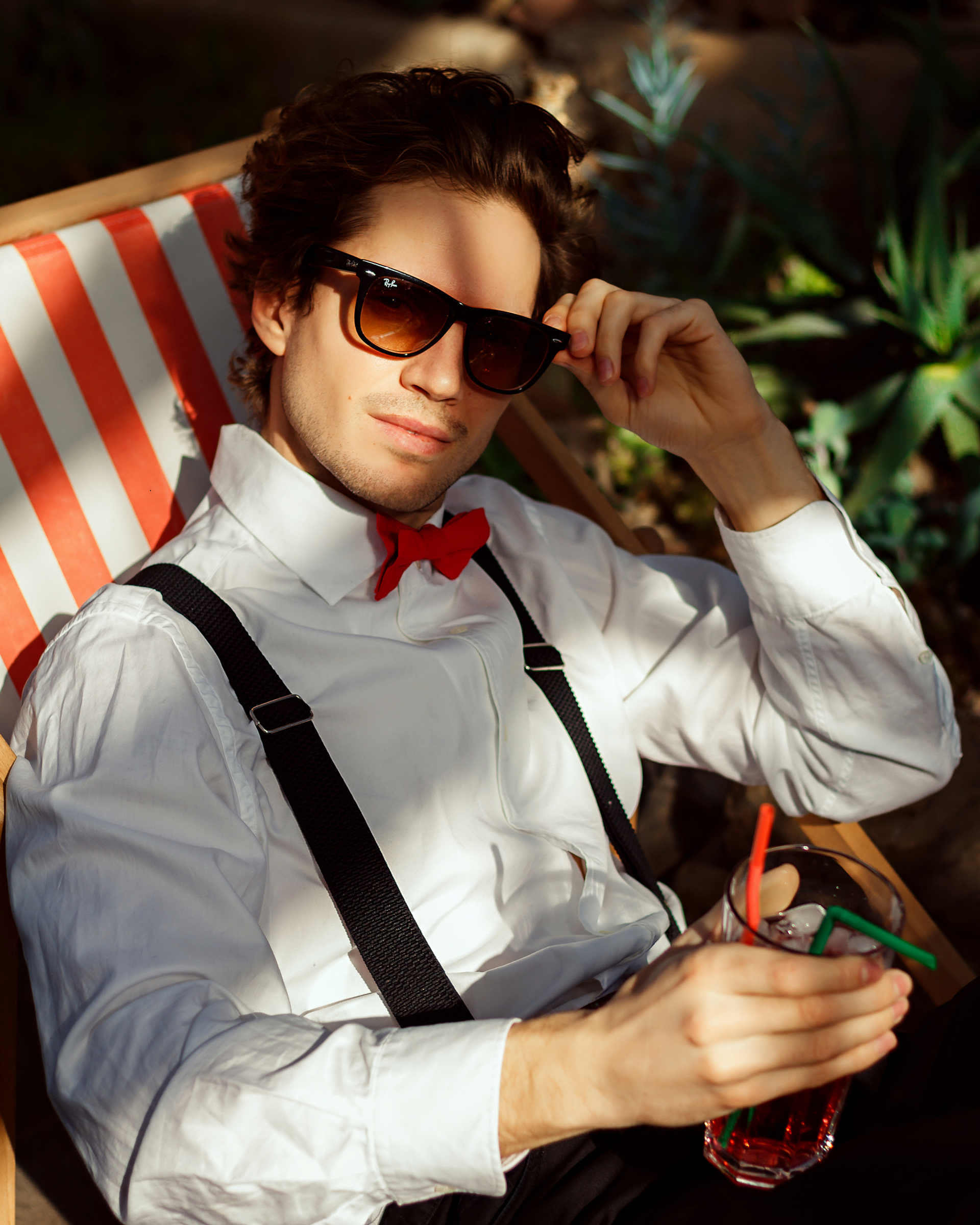 Александр актер