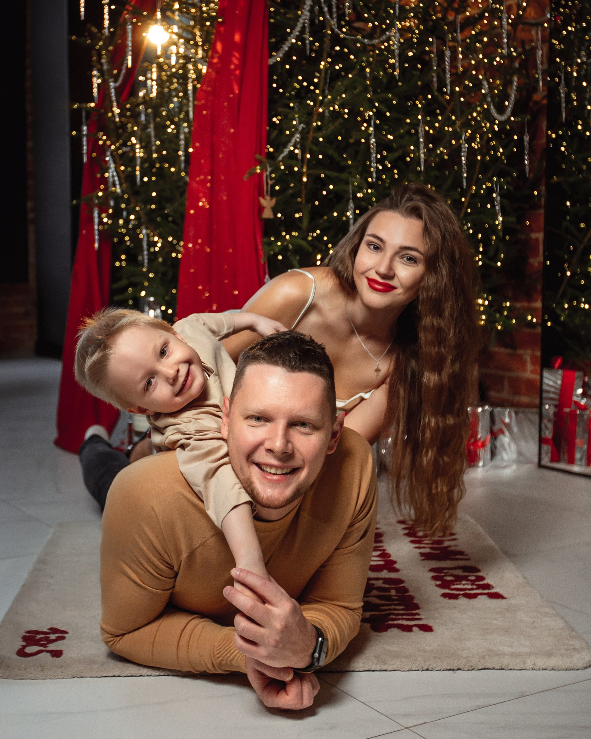 Новогодние семейные фото