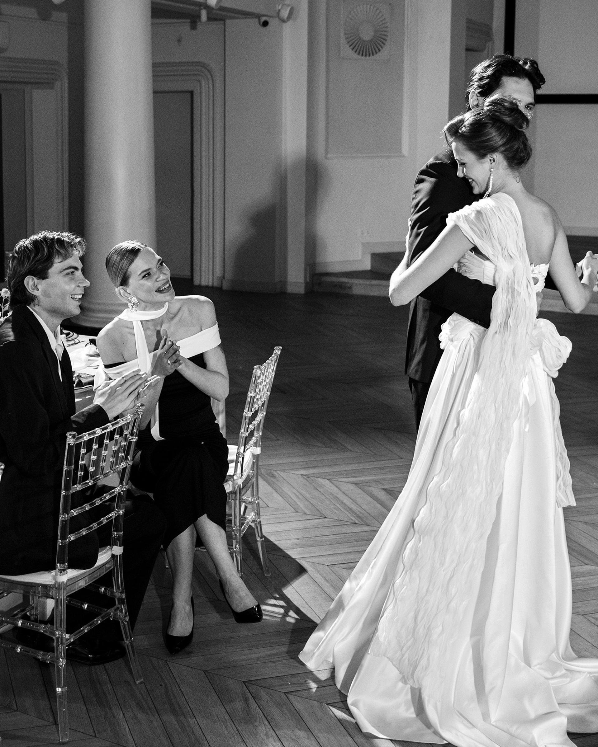 ВЕЧЕР С&nbsp;ДРУЗЬЯМИ