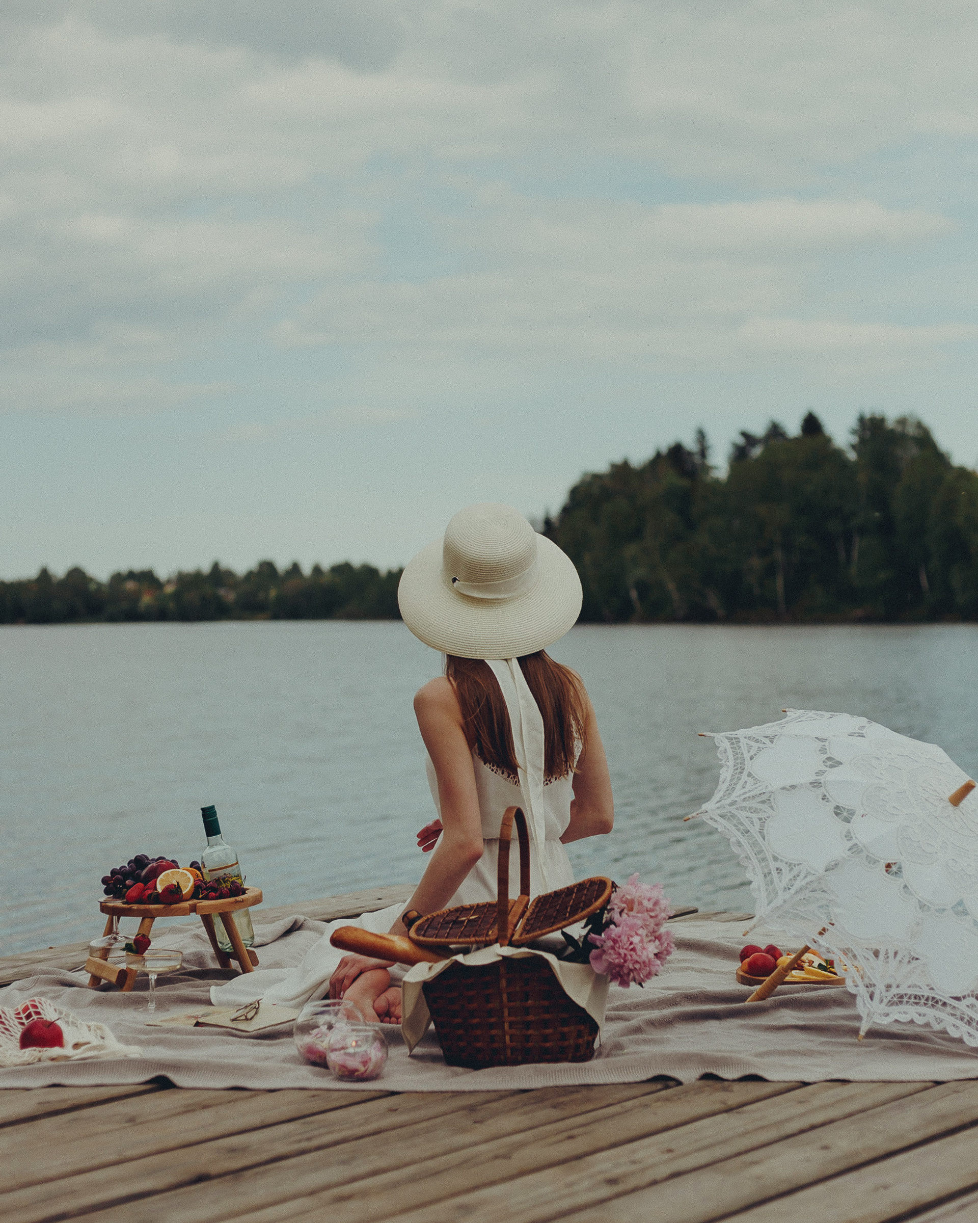 Фотосессия девушки «Пикник на озере» | Мила, Санкт-Петербург