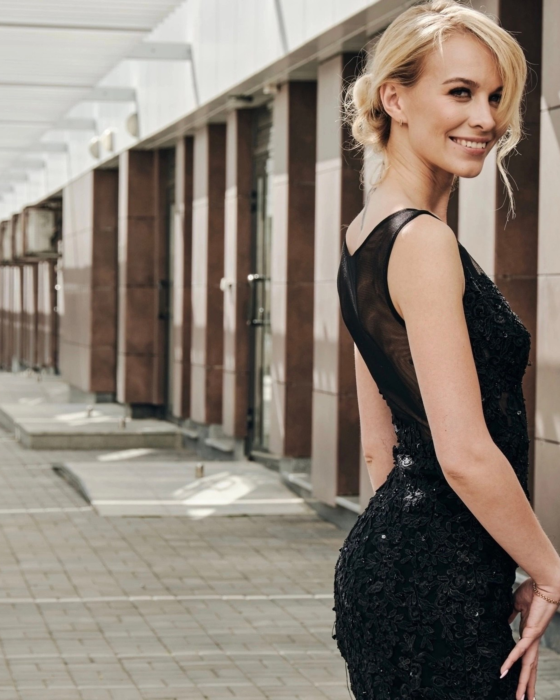 Влада Старцева