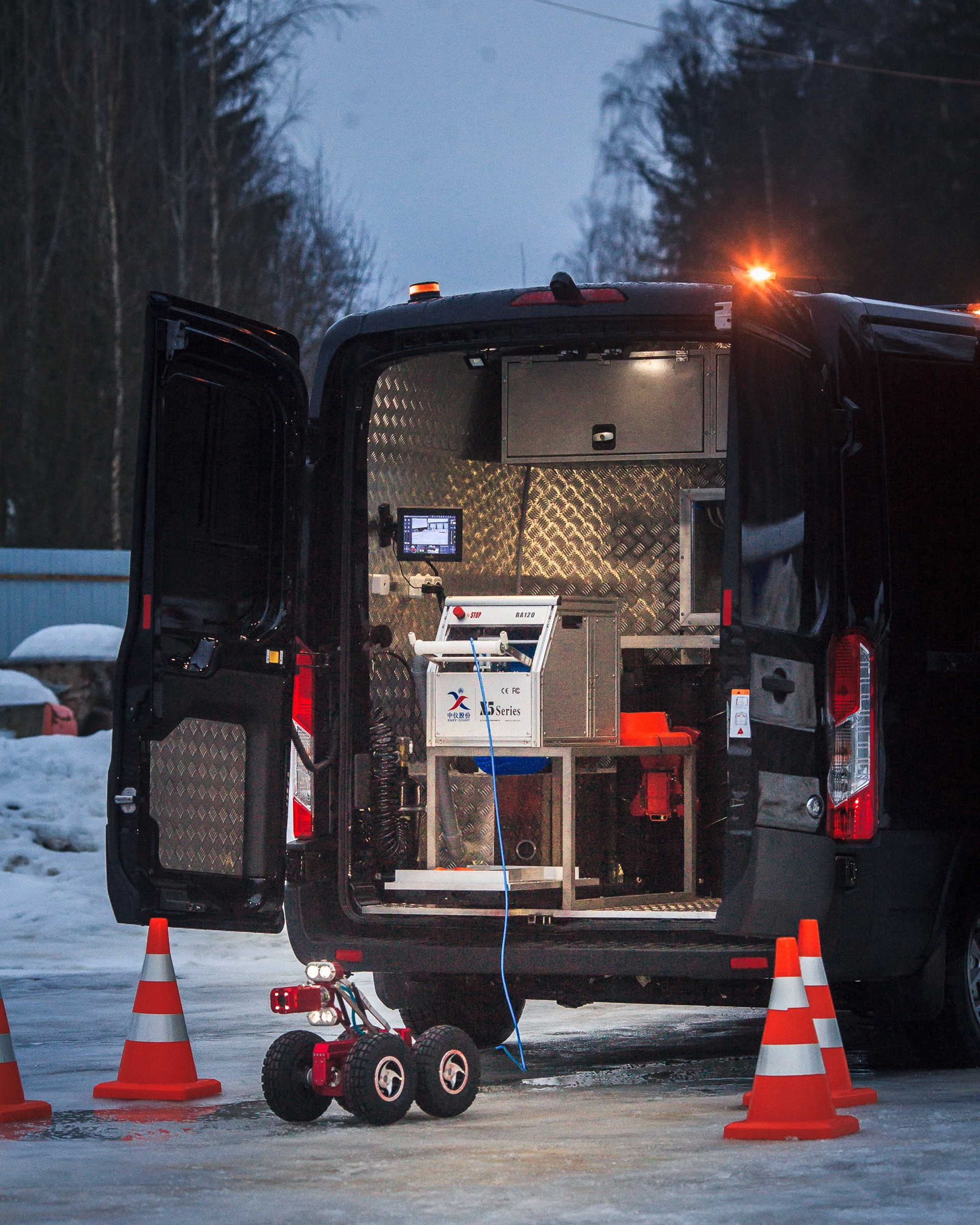 Мобильная лаборатория и роботы