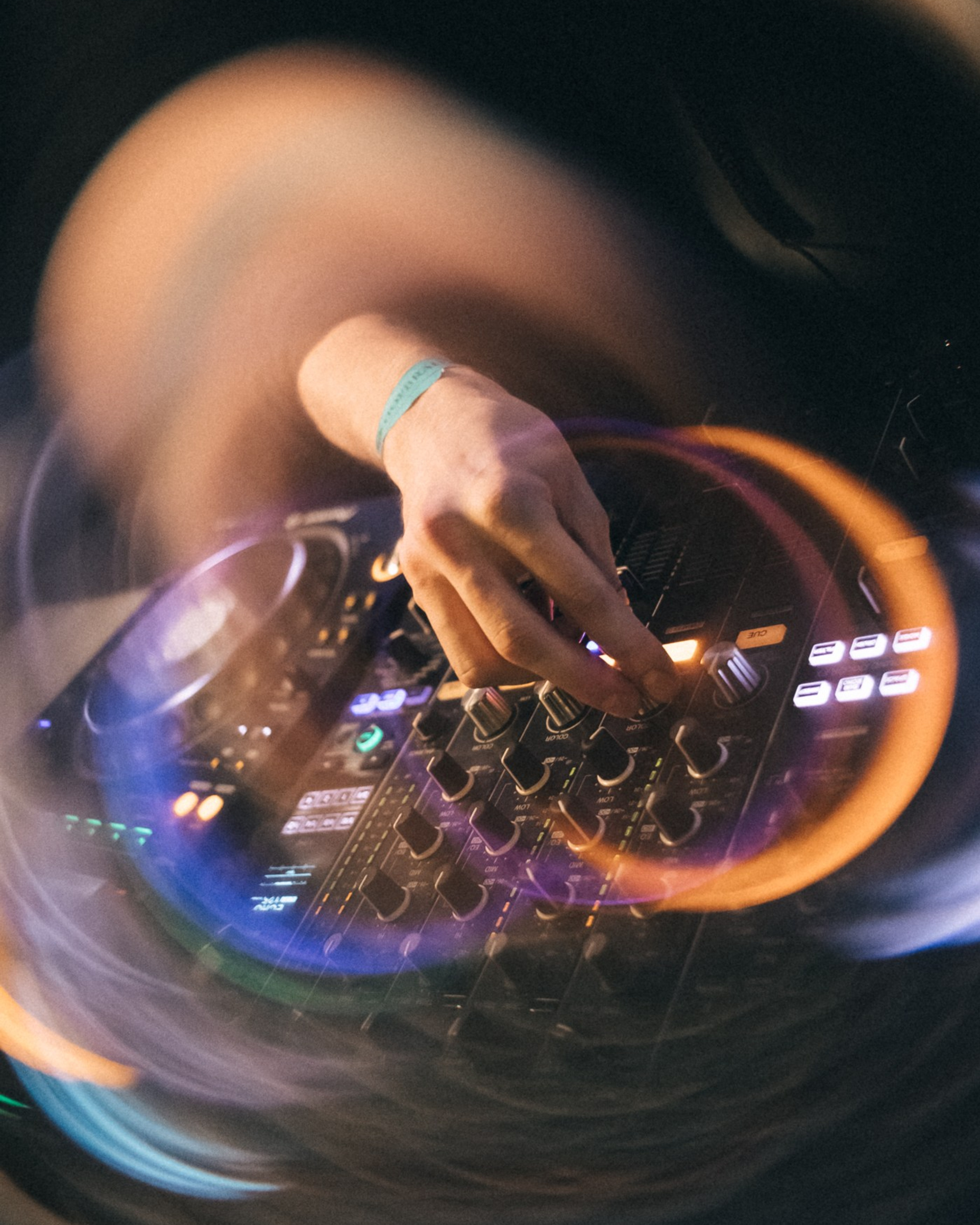 Выпускной школы диджеинга «Атмосфера»