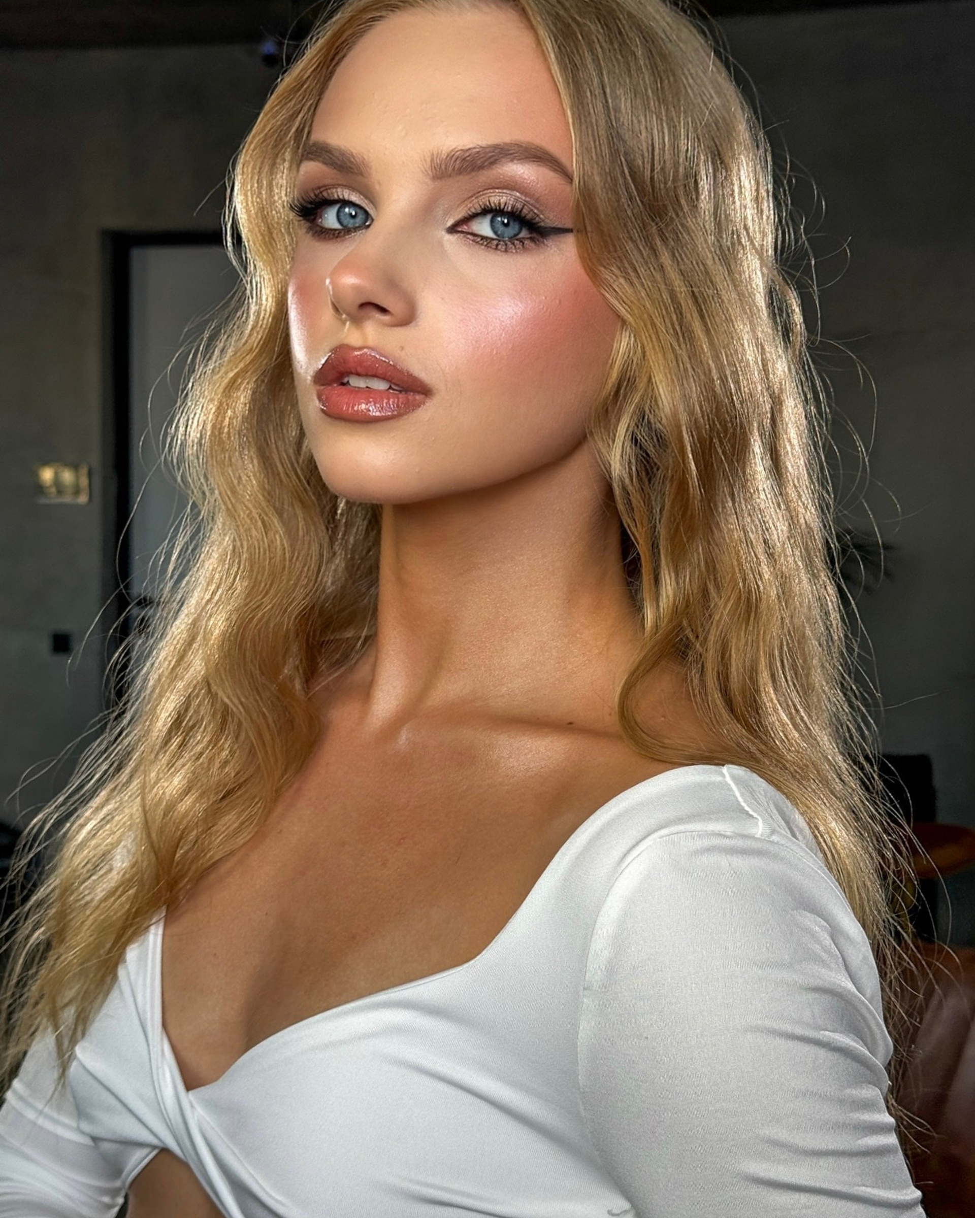 Моника А. (165 см, 82/63/88)