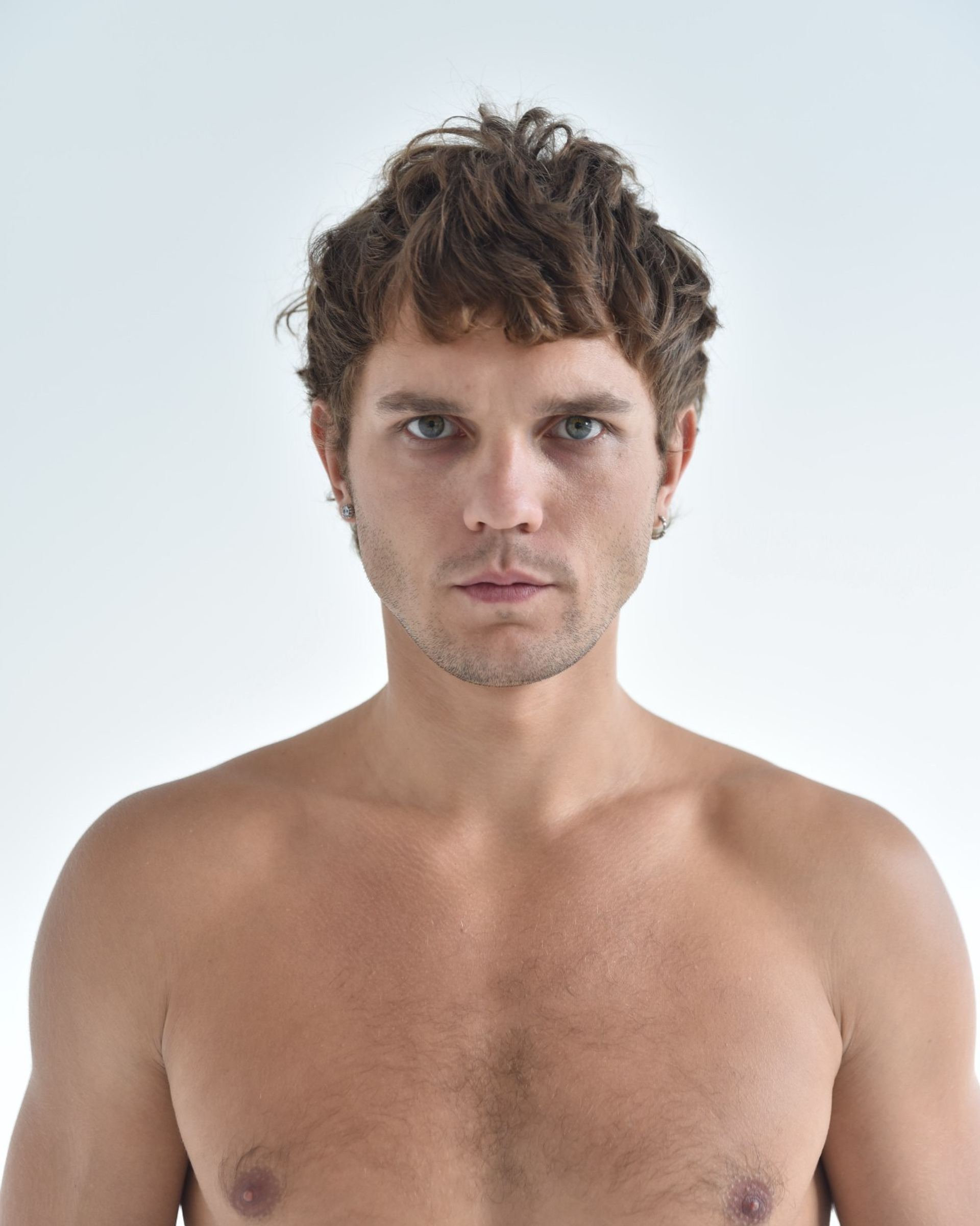 Дмитрий Я. (187&nbsp;см, 99/83/100)