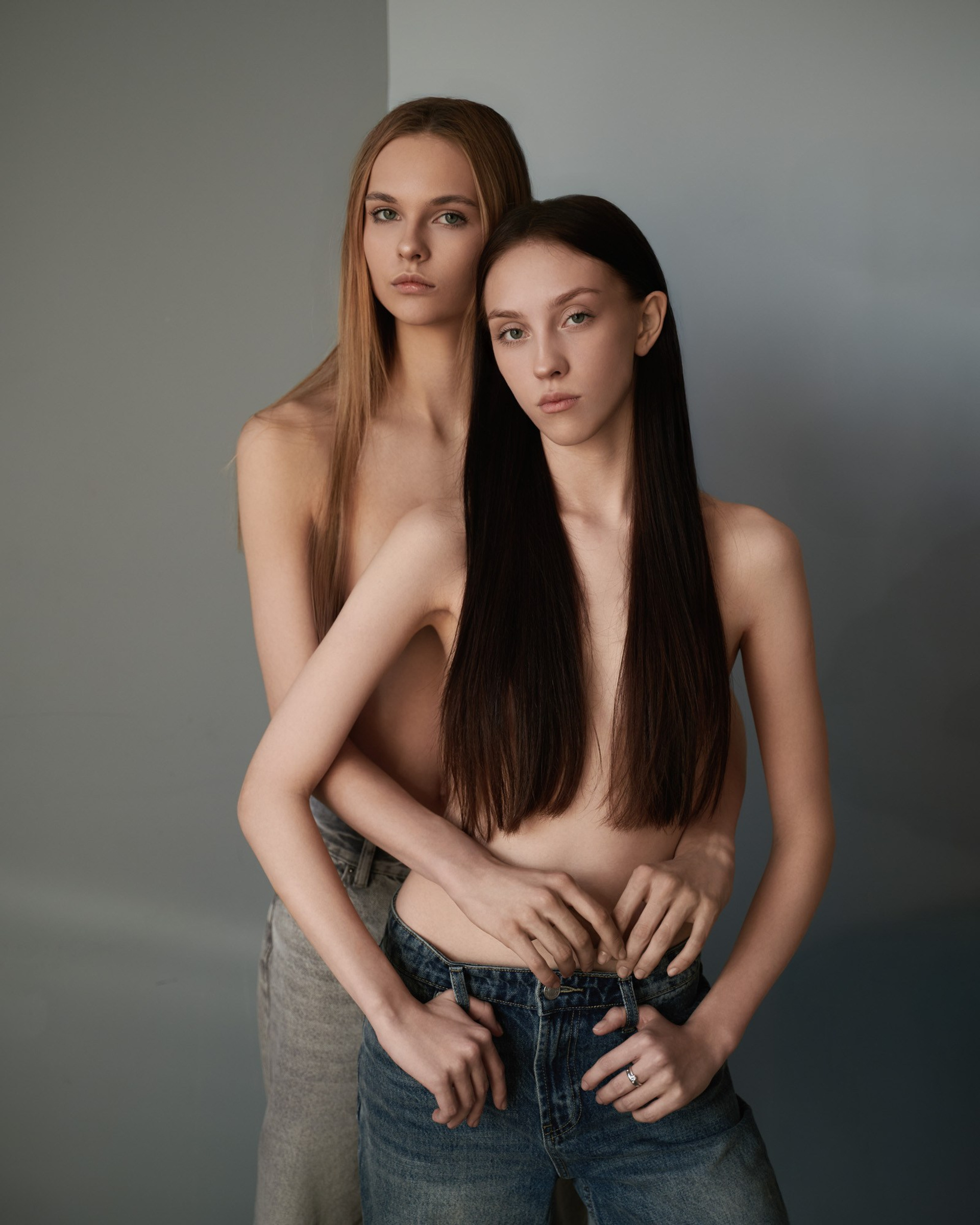 Аня и подруга