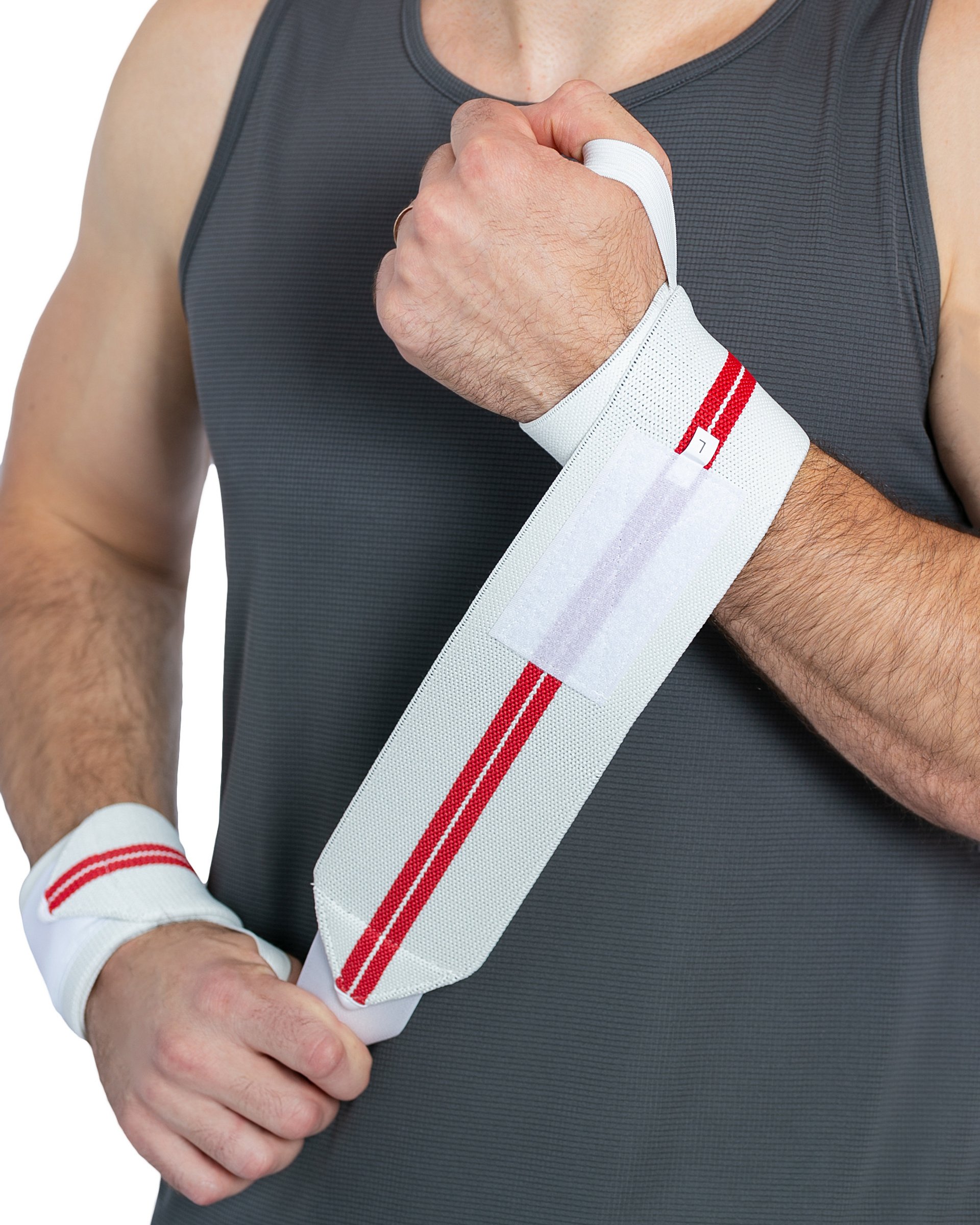 Спорт. товары на белом фоне для wildberries. На модели и без.