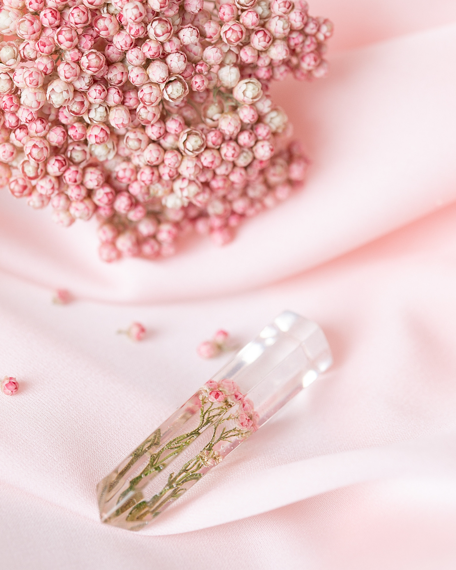 Украшения из эпоксидной смолы. Фотосъёмка для сайта и соц.сетей.