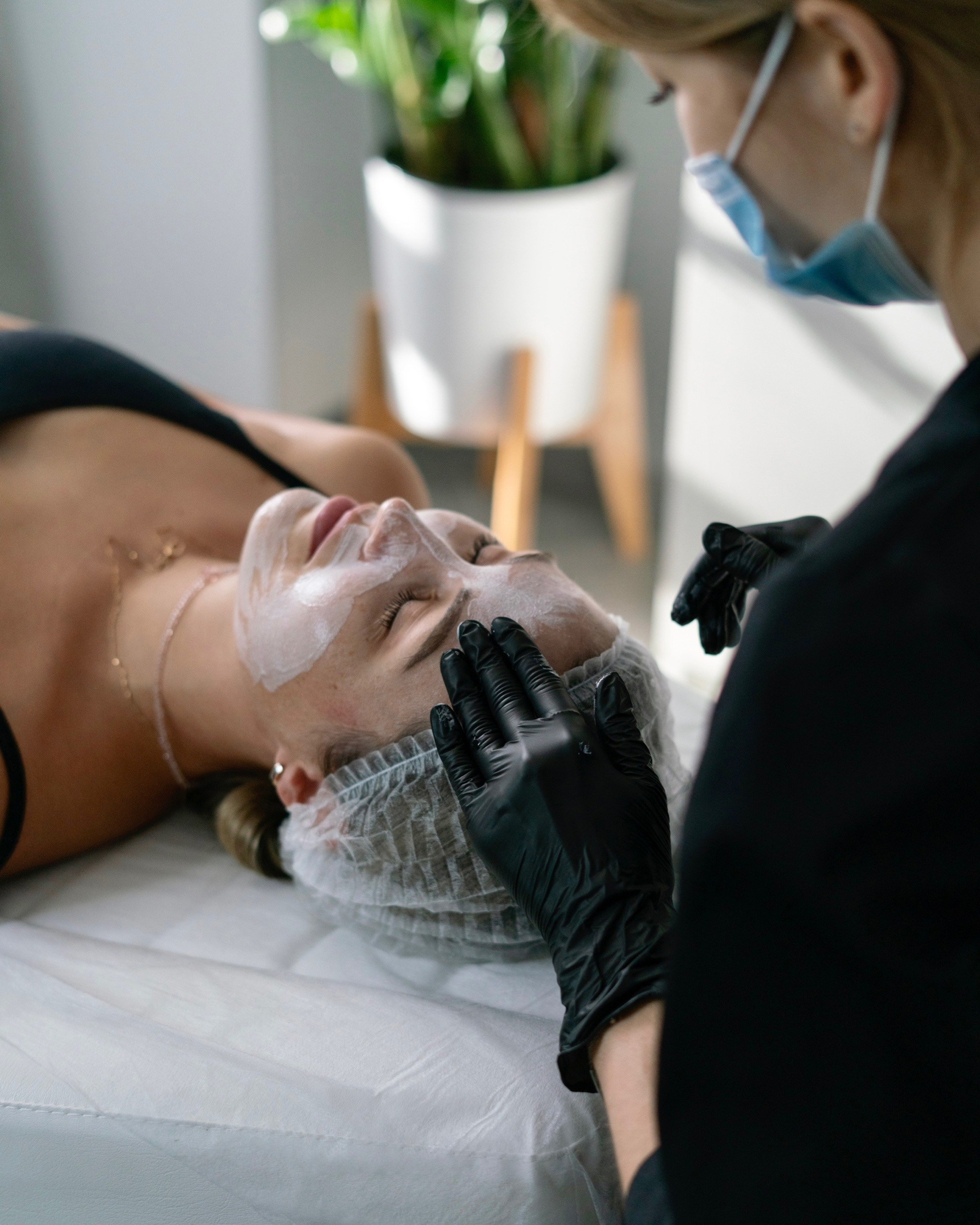 Косметолог Амина