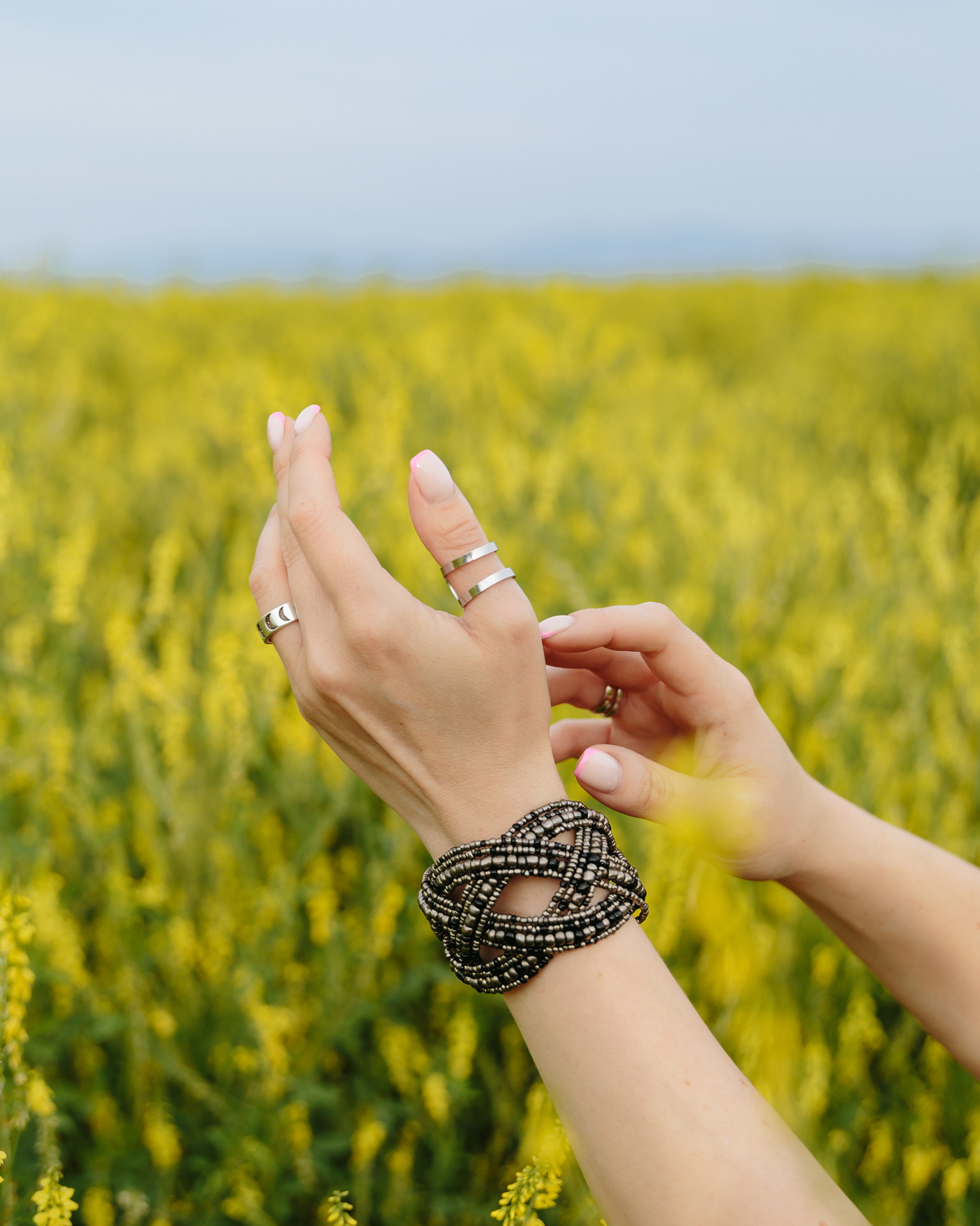 Яна. Съемка в рапсовом поле