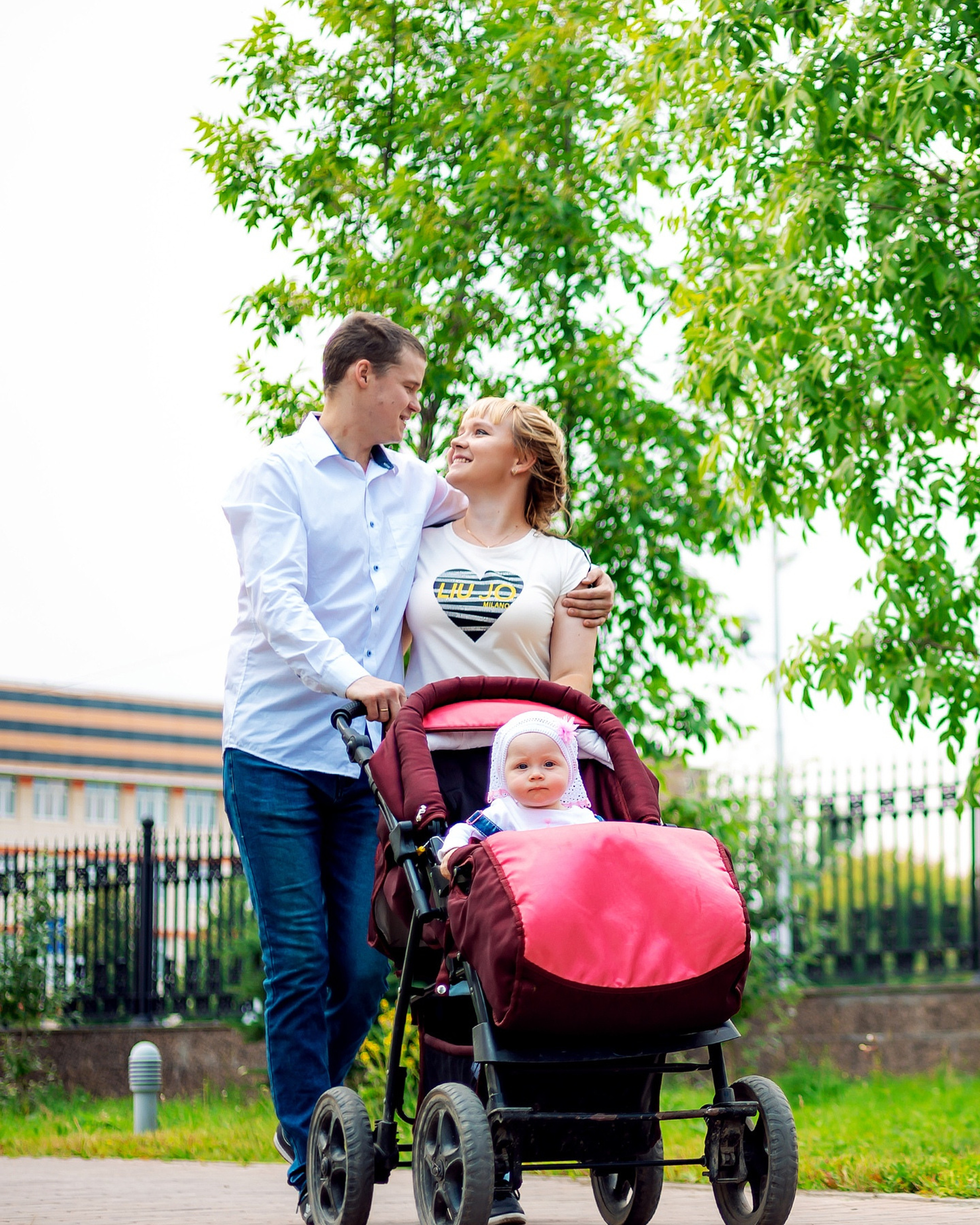 Семейная фотосессия на природе