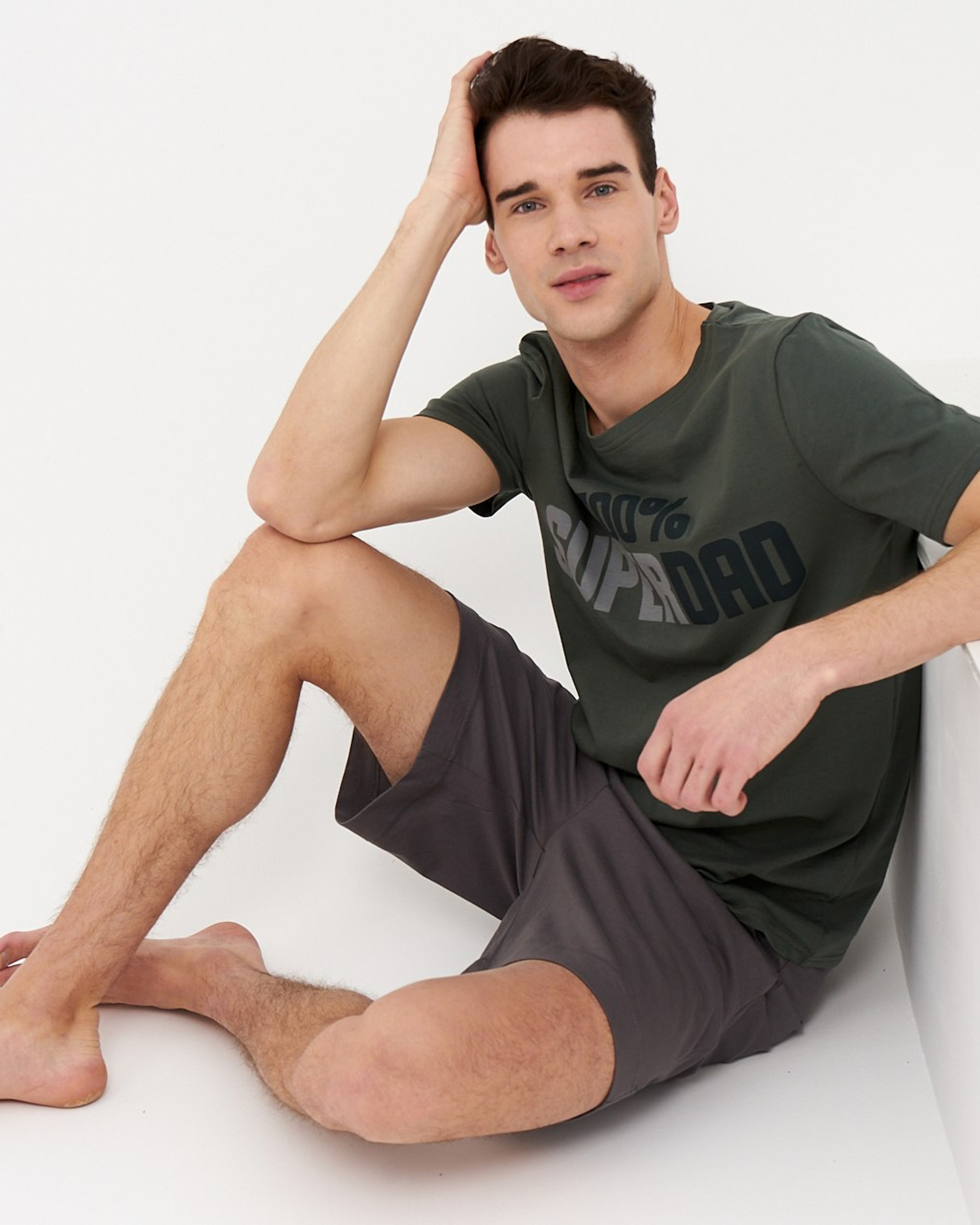 Мужская съемка для маркетплейсов