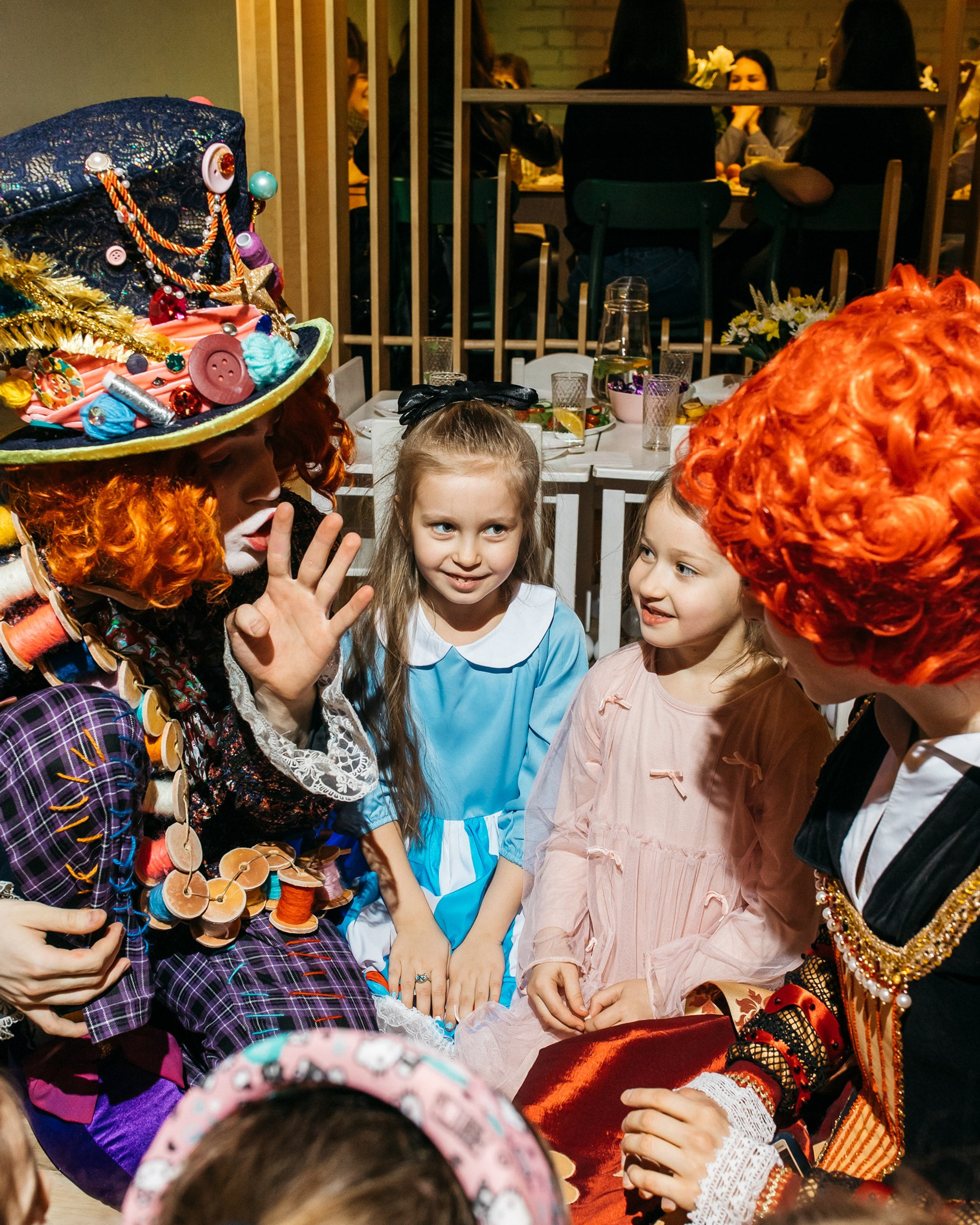 Алиса в стране чудес