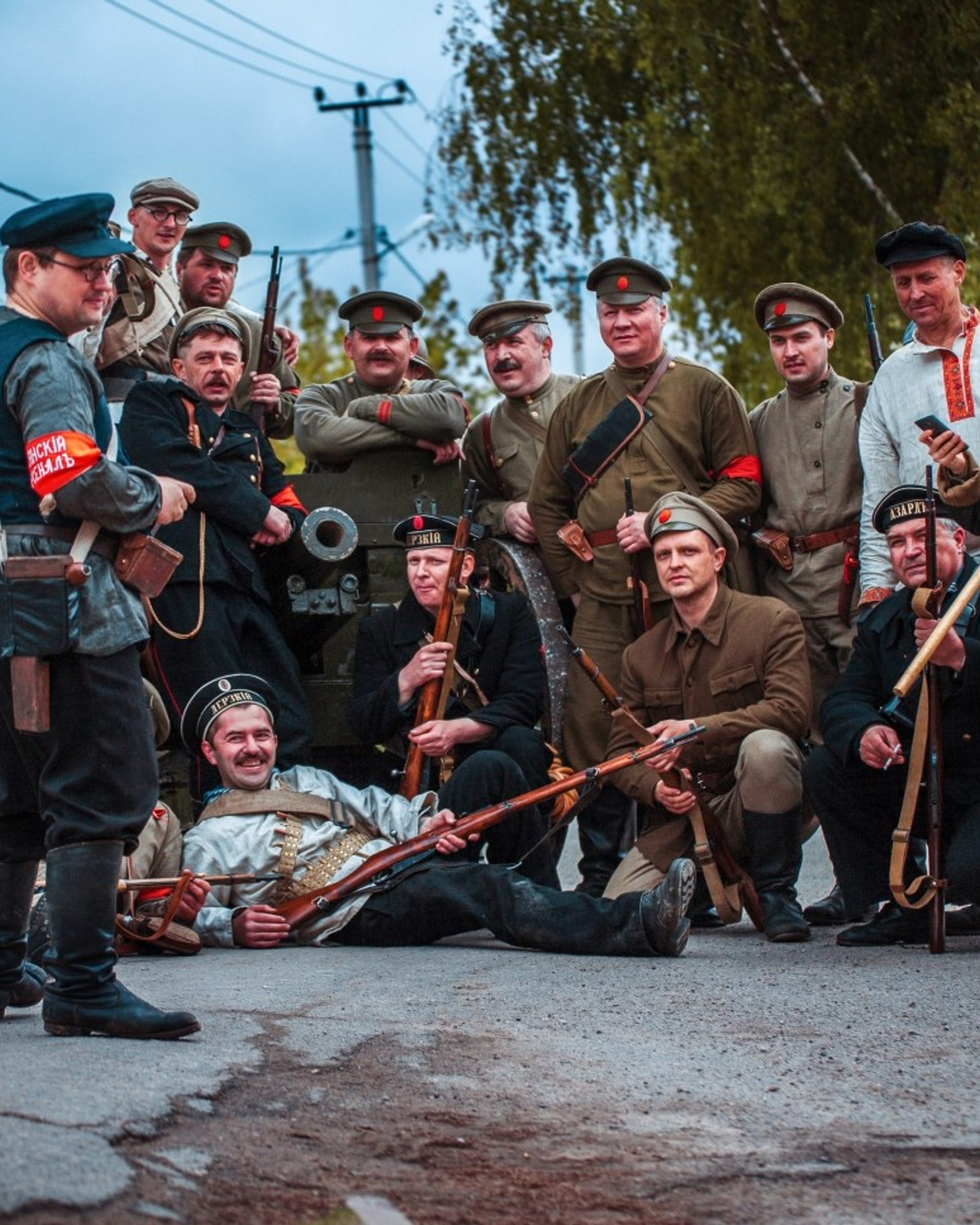 Реконструкция гражданской войны в Полотняном заводе