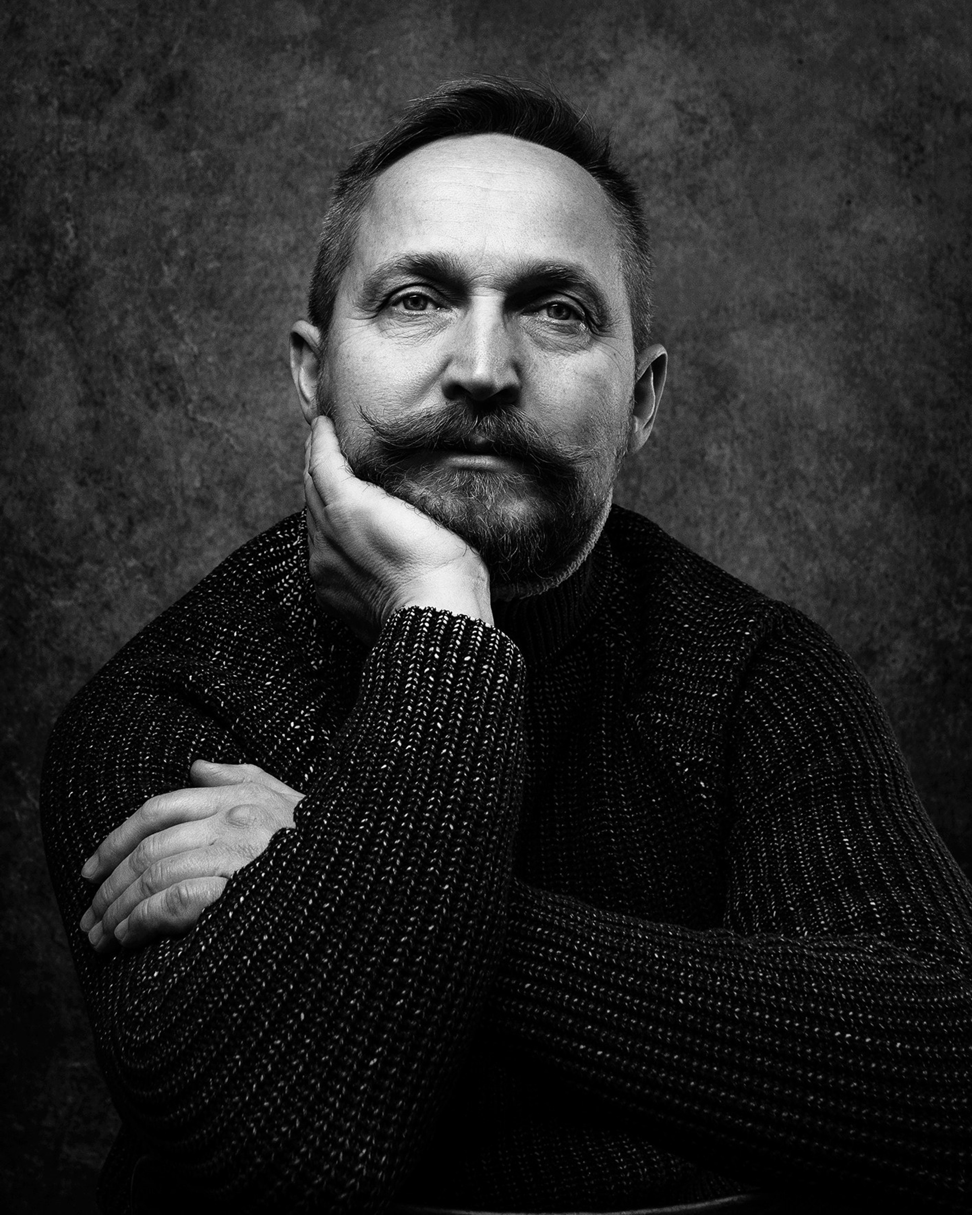 Портрет при искусственом освещении, Студия.