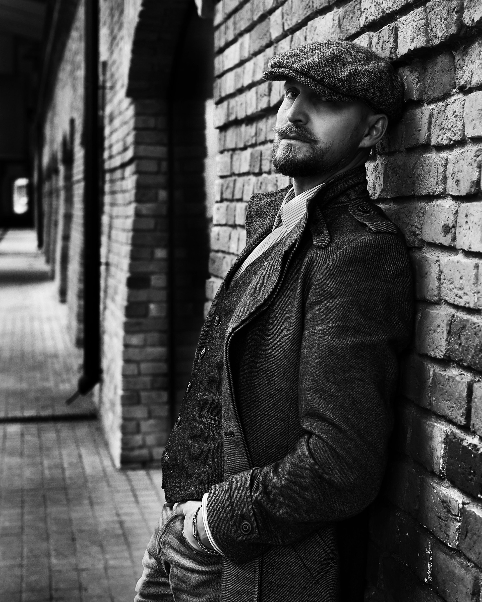 Денис (портрет, город)