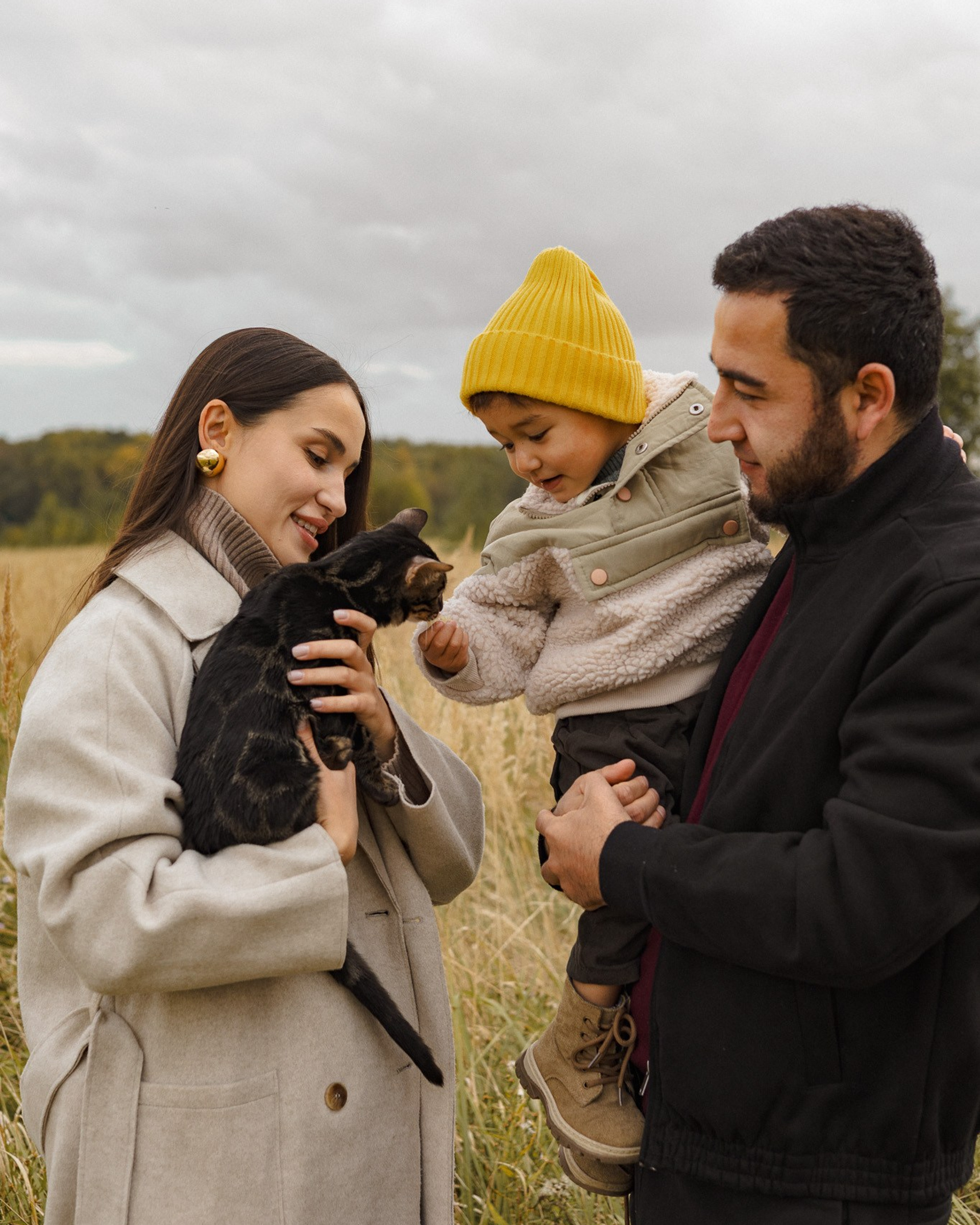 Ислам, Лера, Алан и&nbsp;кот Марс