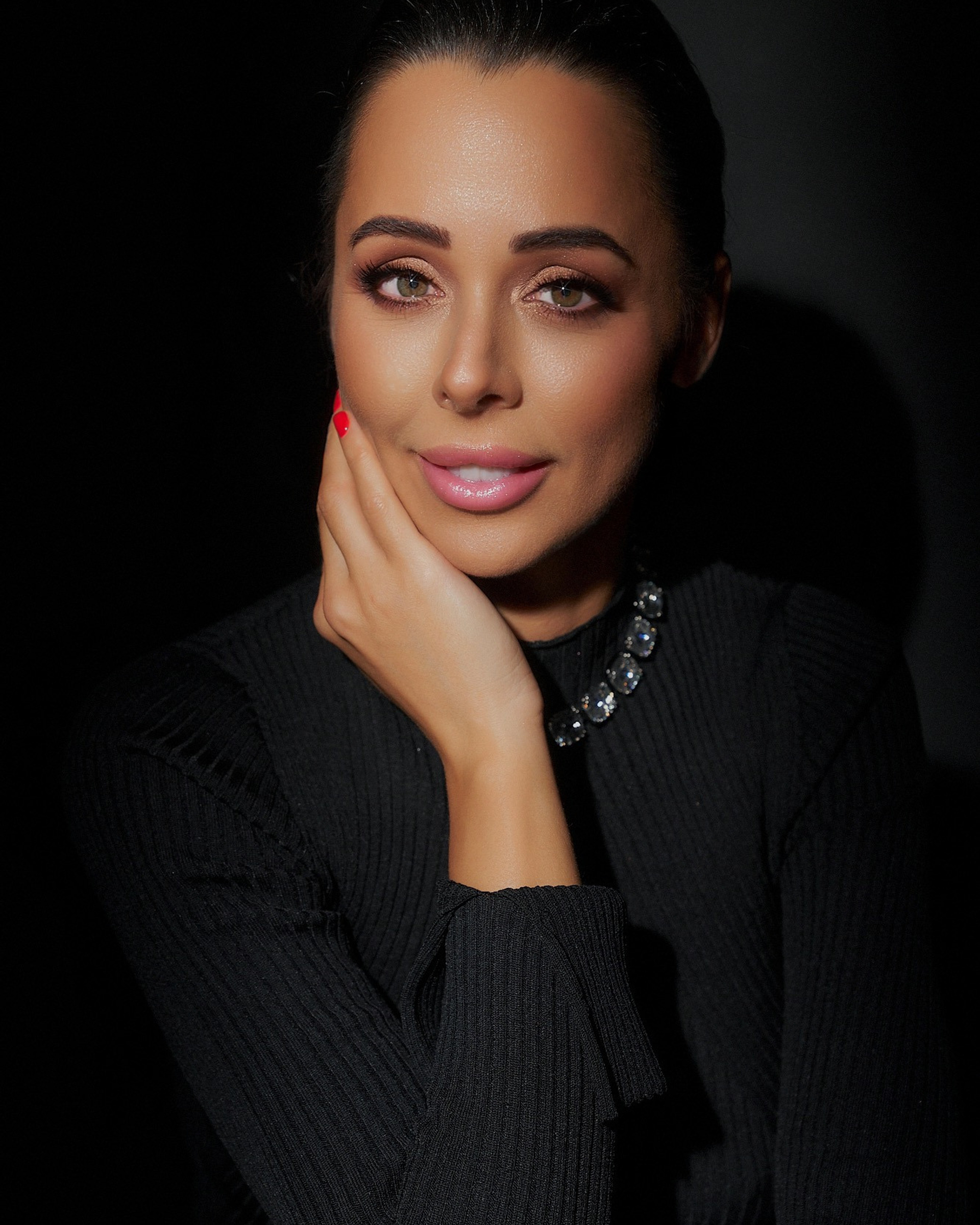 Лилия Кузьменкова, блогер, основатель клиники стоматологии Regale