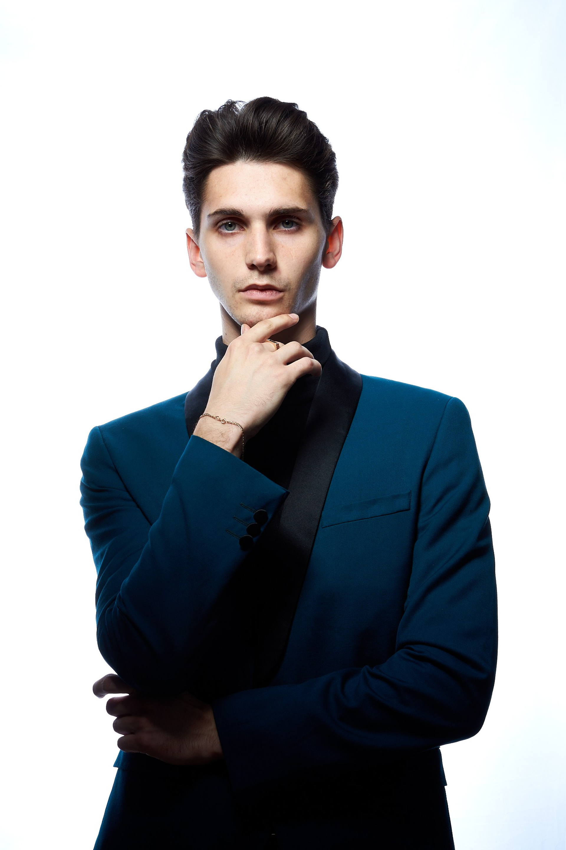 Мужской и женский бизнес портрет. Предметный контент — фотограф в Саратове Юлия