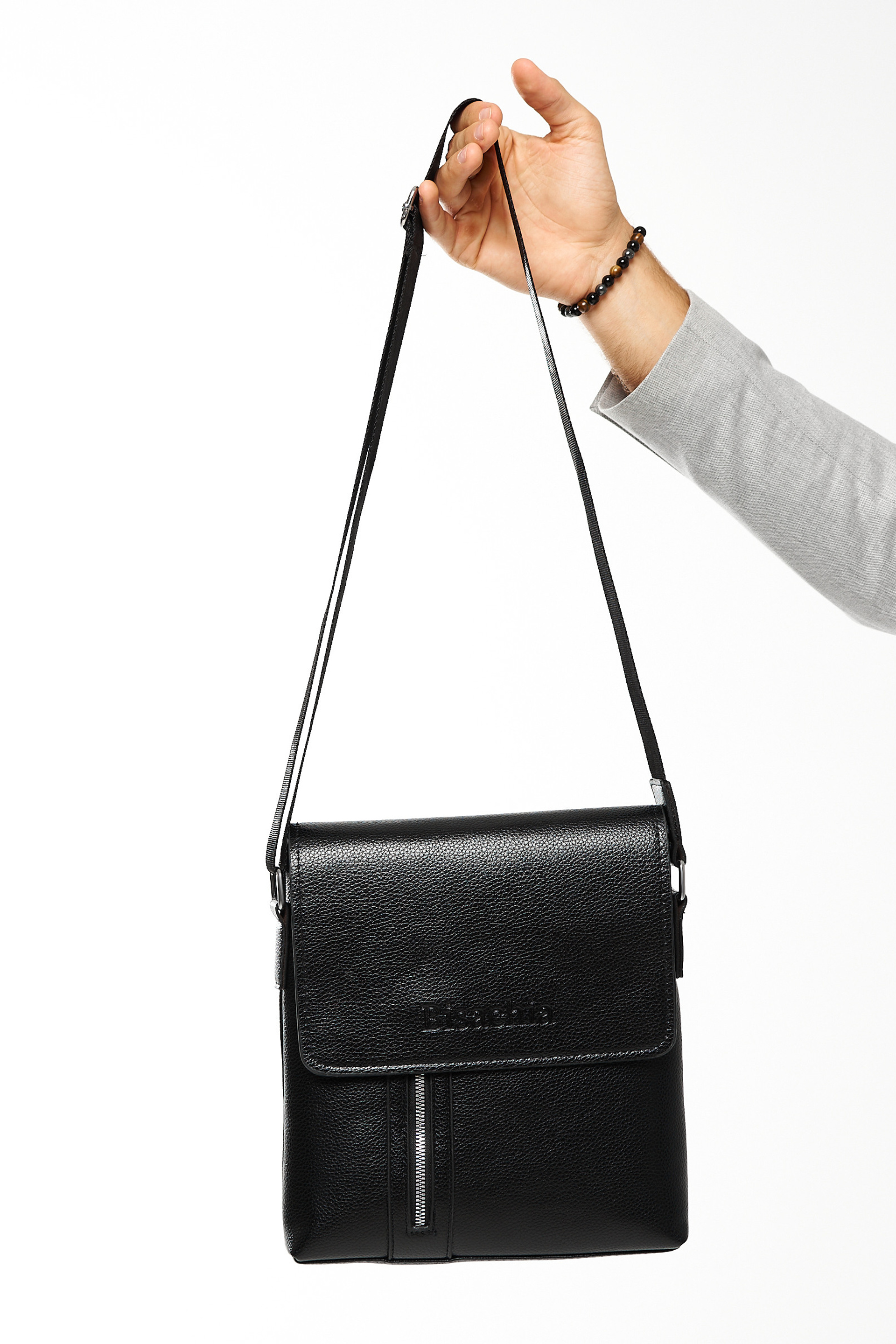 Съемка сумок, кошельков, рюкзаков и других аксессуаров. Предметный контент — фотограф в Саратове Юлия