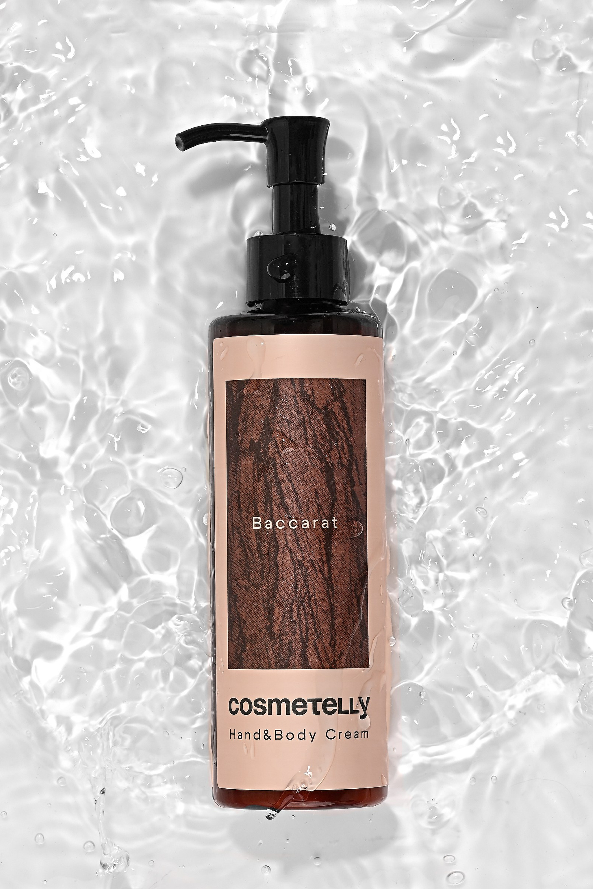 Уходовая и декоративная косметика. Предметный контент — фотограф в Саратове Юлия