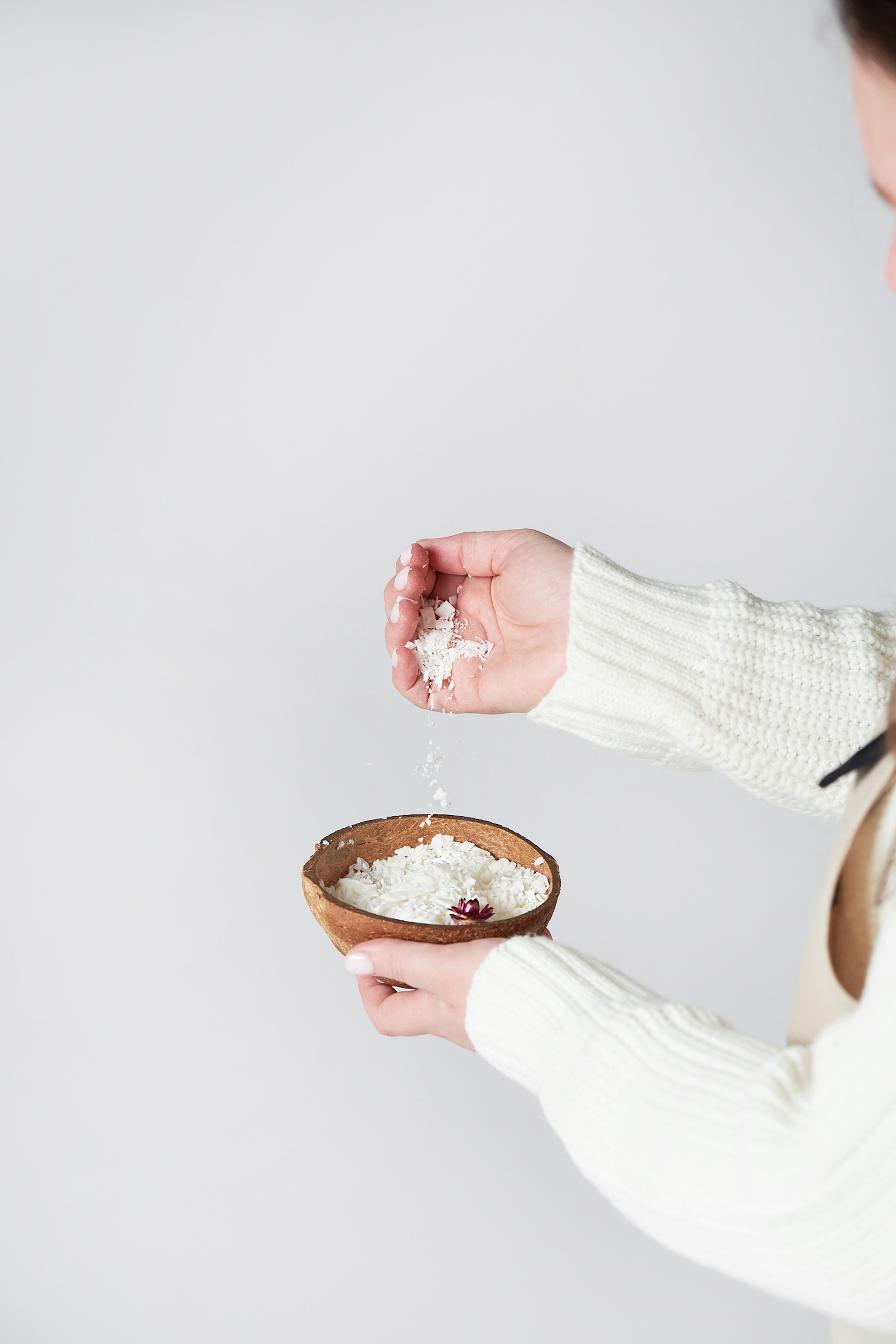 Контент для брендов, экспертов и бьюти мастеров. Предметный контент — фотограф в Саратове Юлия