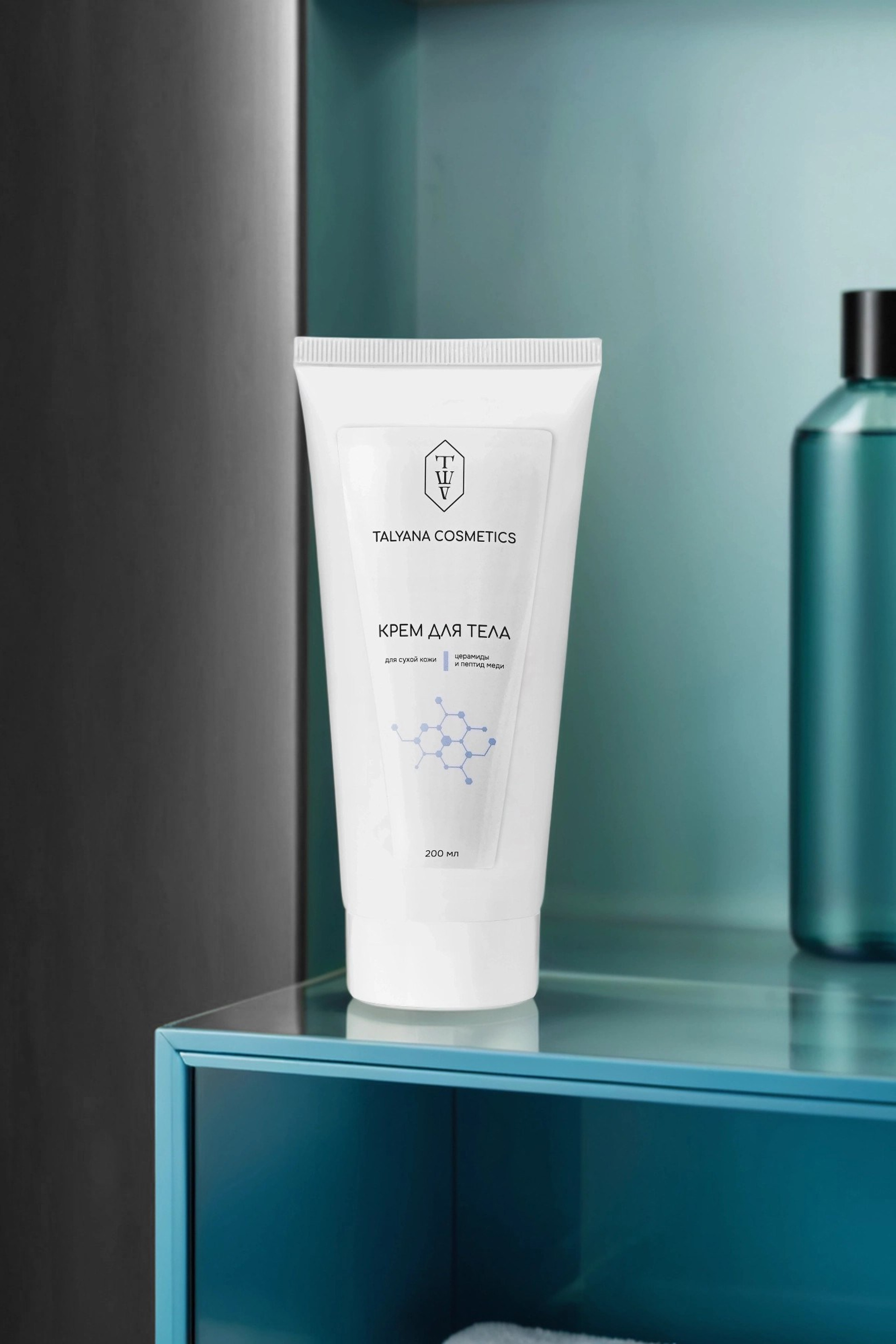 Уходовая и декоративная косметика. Предметный контент — фотограф в Саратове Юлия