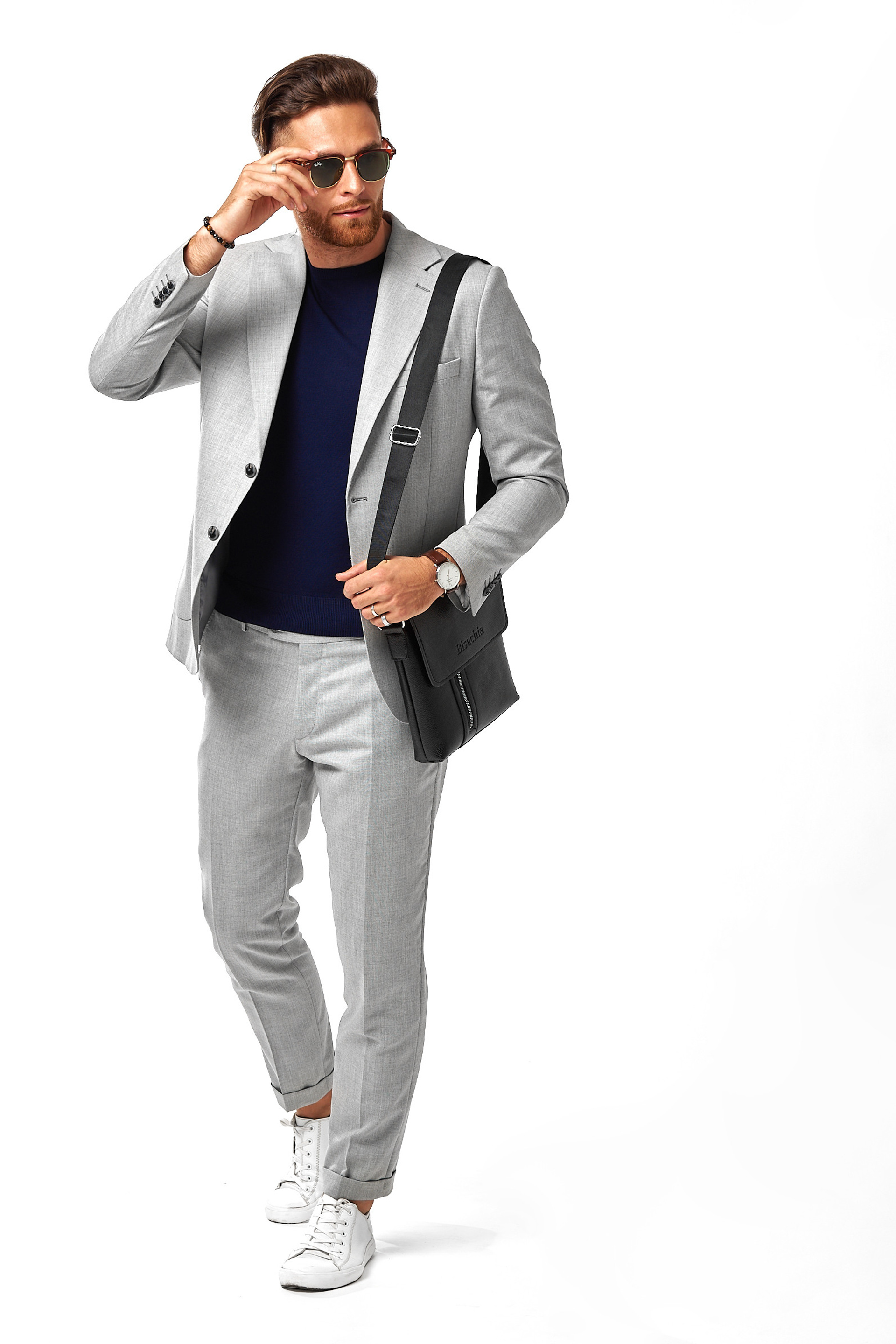 Съемка сумок, кошельков, рюкзаков и других аксессуаров. Предметный контент — фотограф в Саратове Юлия