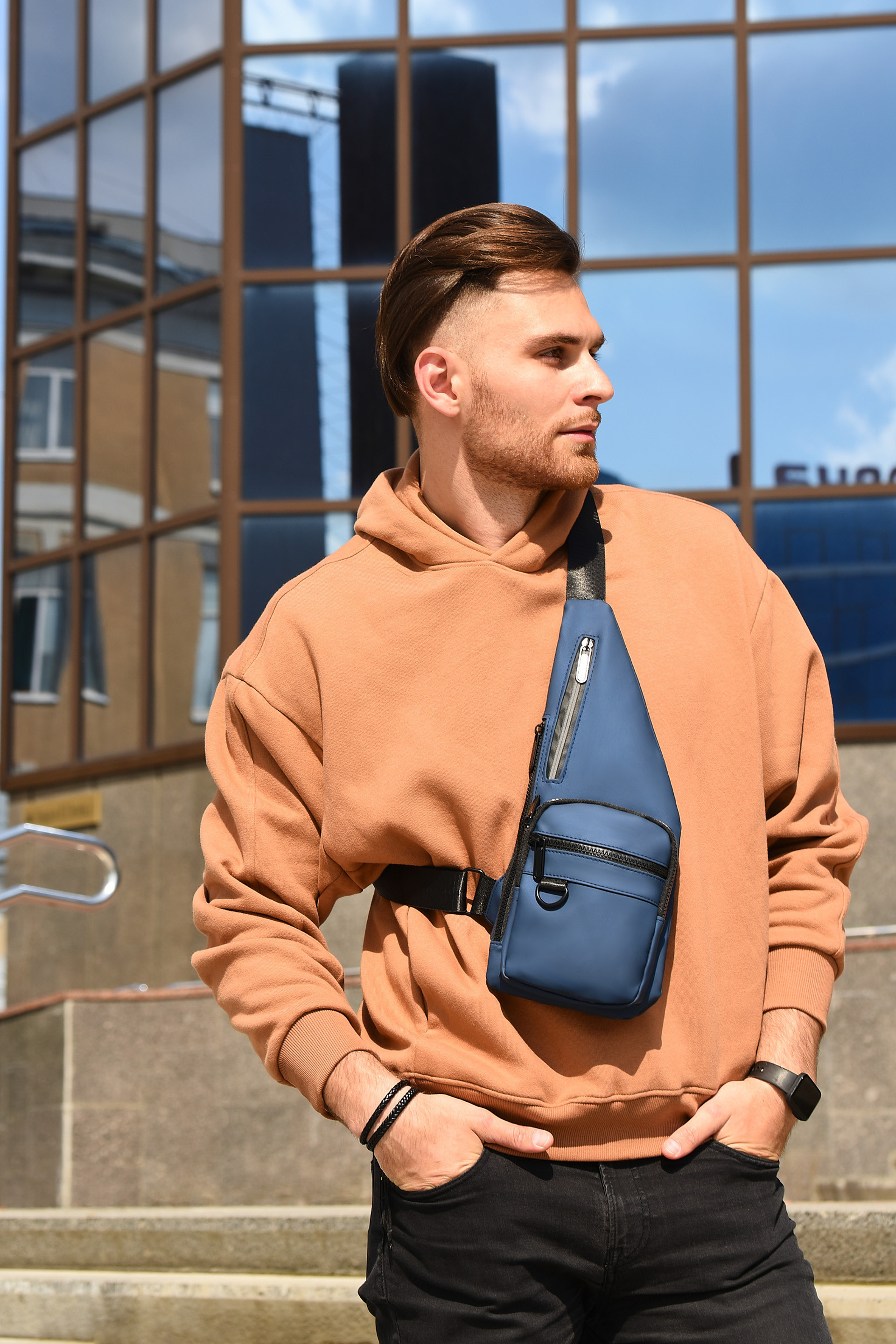 Съемка сумок, кошельков, рюкзаков и других аксессуаров. Предметный контент — фотограф в Саратове Юлия