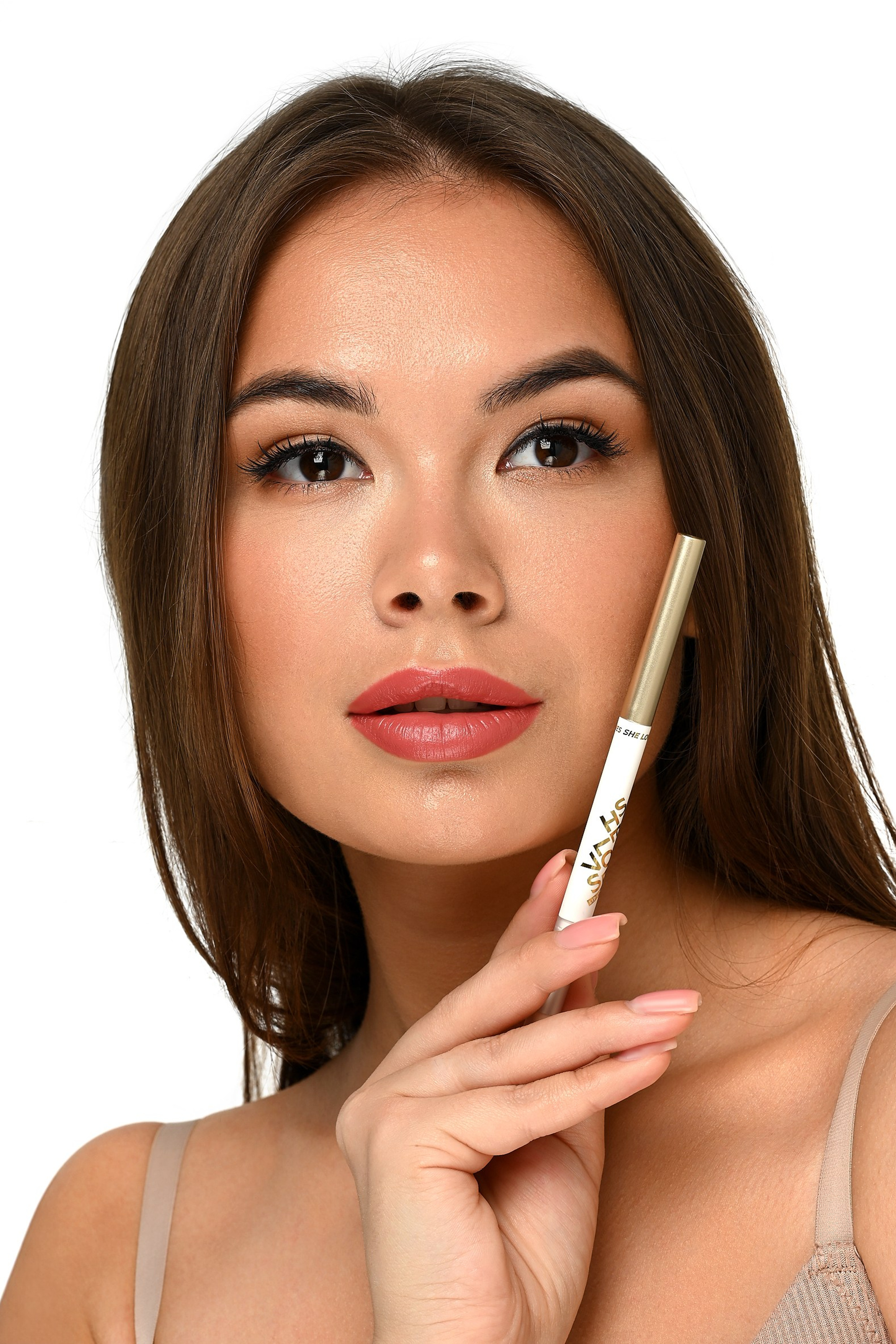 Уходовая и декоративная косметика. Предметный контент — фотограф в Саратове Юлия