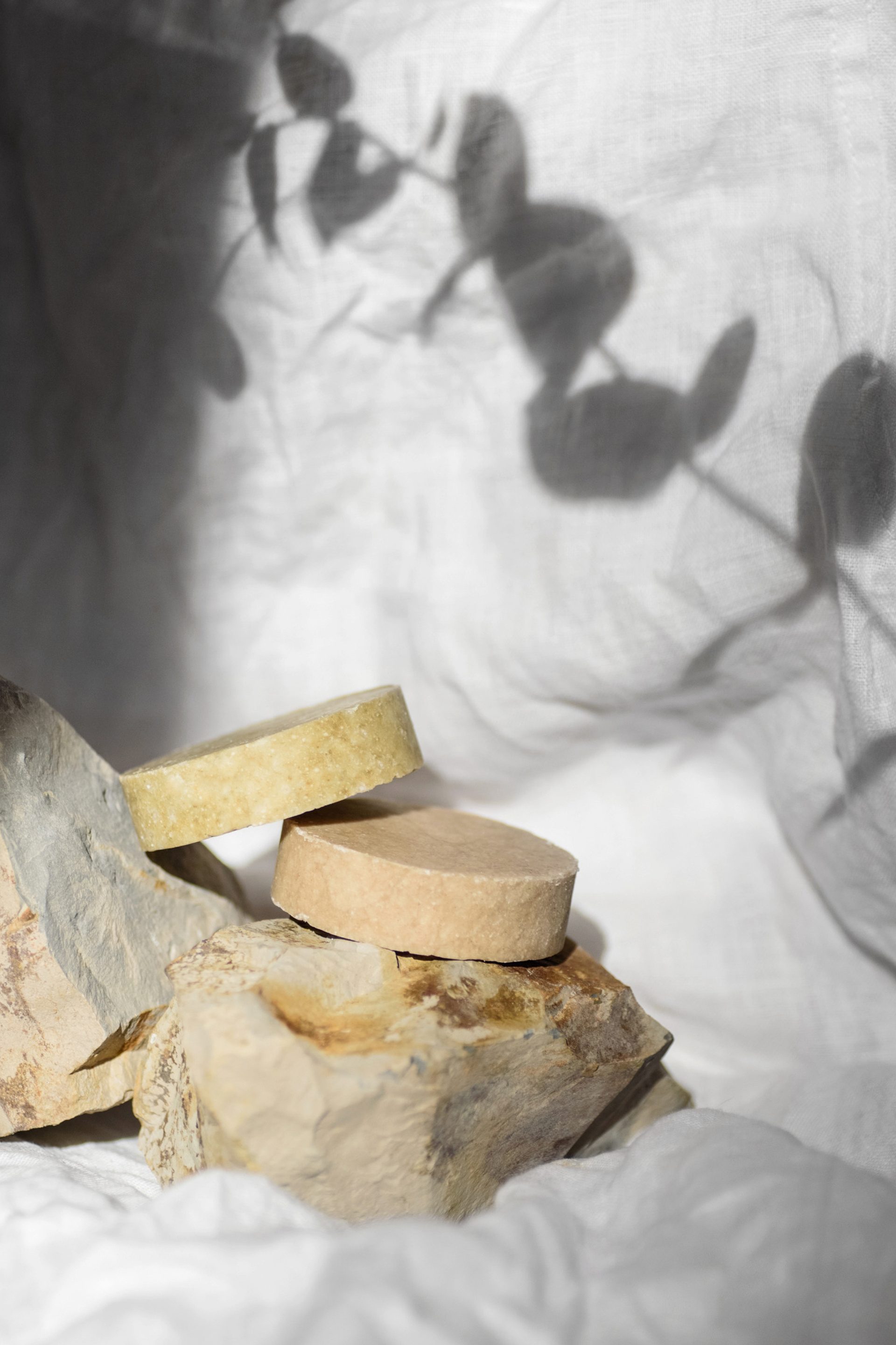 Уходовая и декоративная косметика. Предметный контент — фотограф в Саратове Юлия