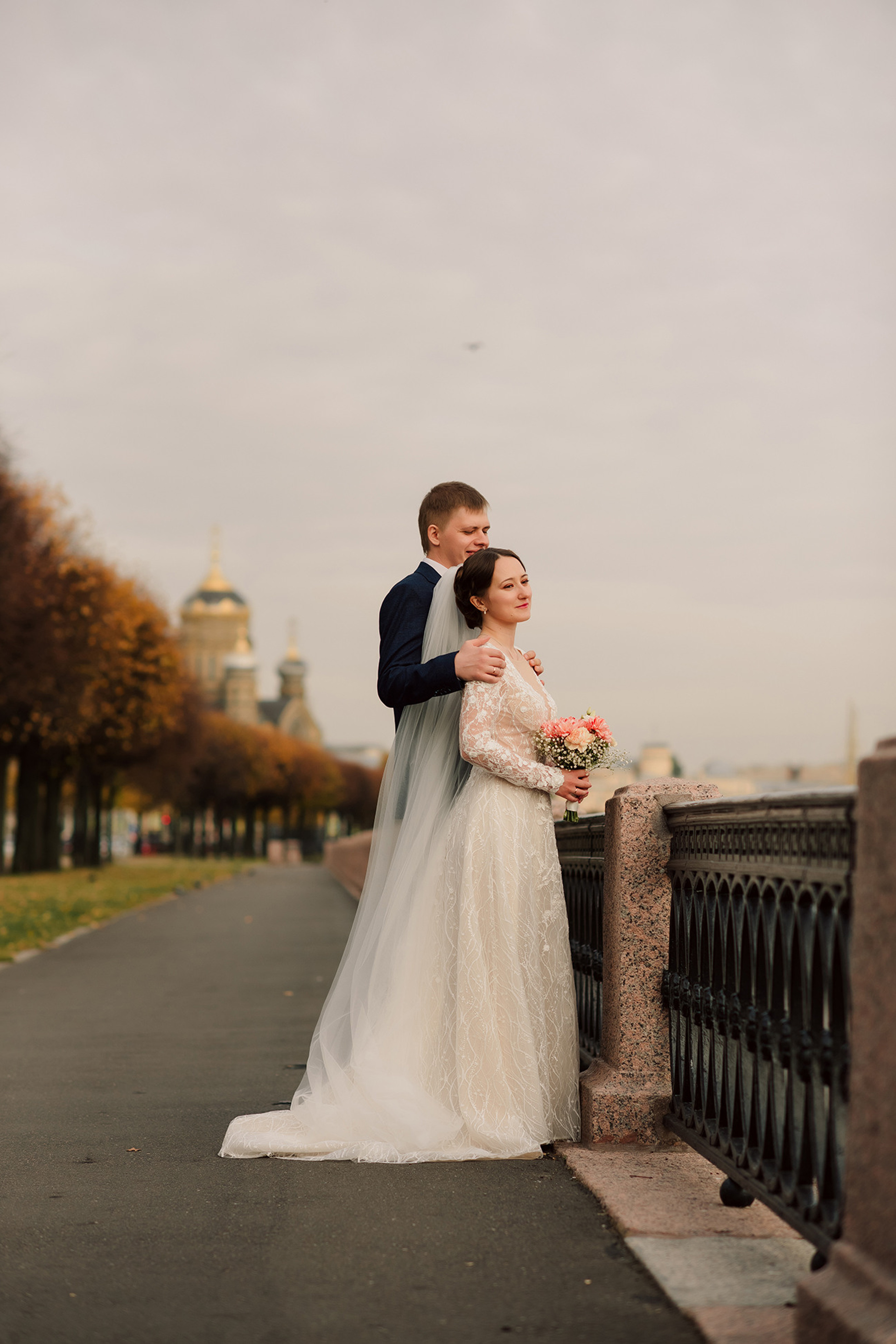 Даша и Илья. Осенний город.