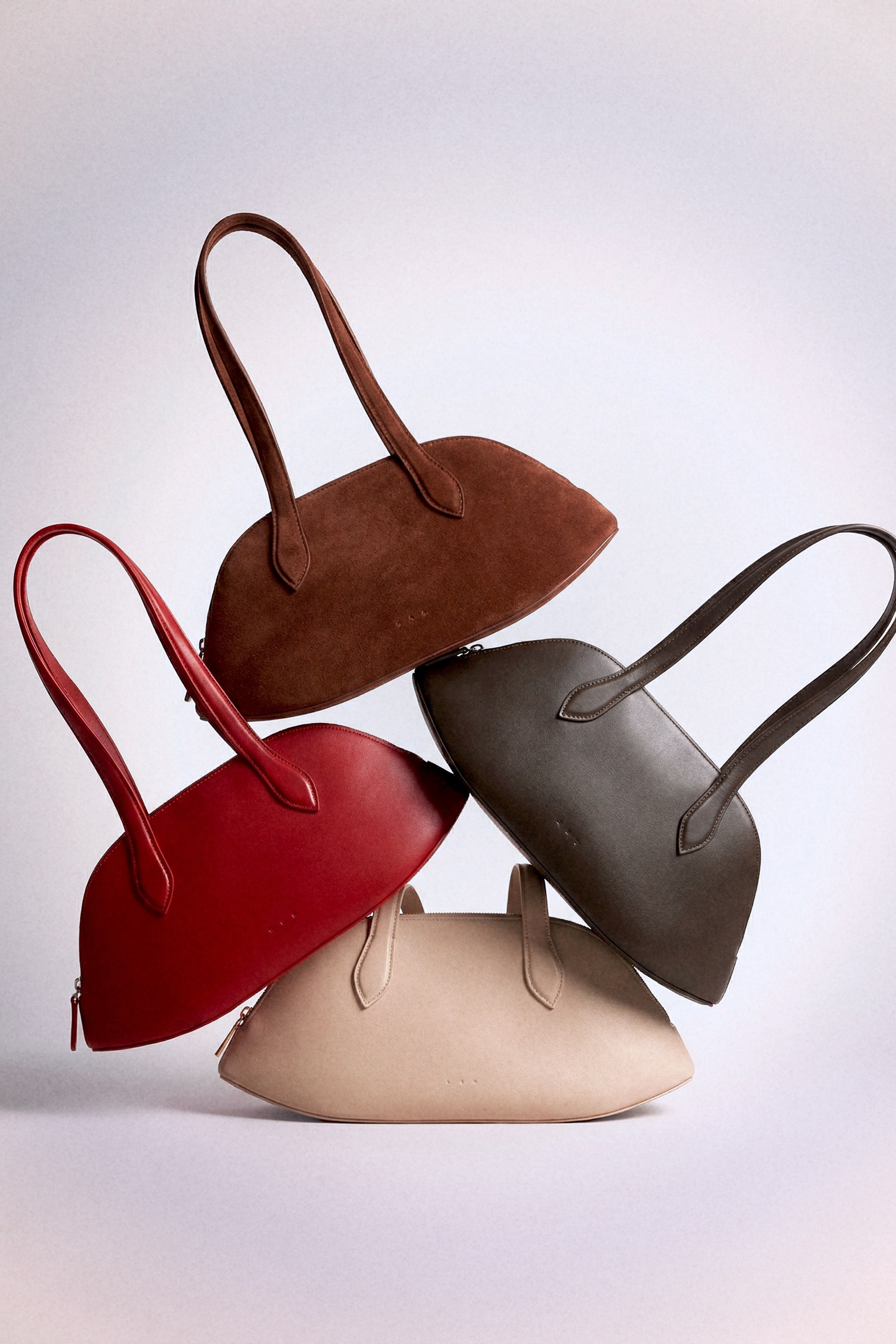 Aesther Ekme Bag. Ekaterina, AI Visual Director