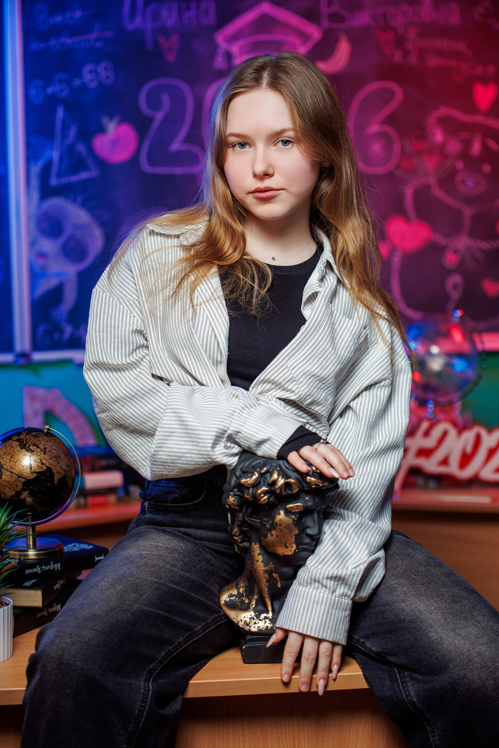 ШКОЛА. ЦВЕТНОЙ СВЕТ