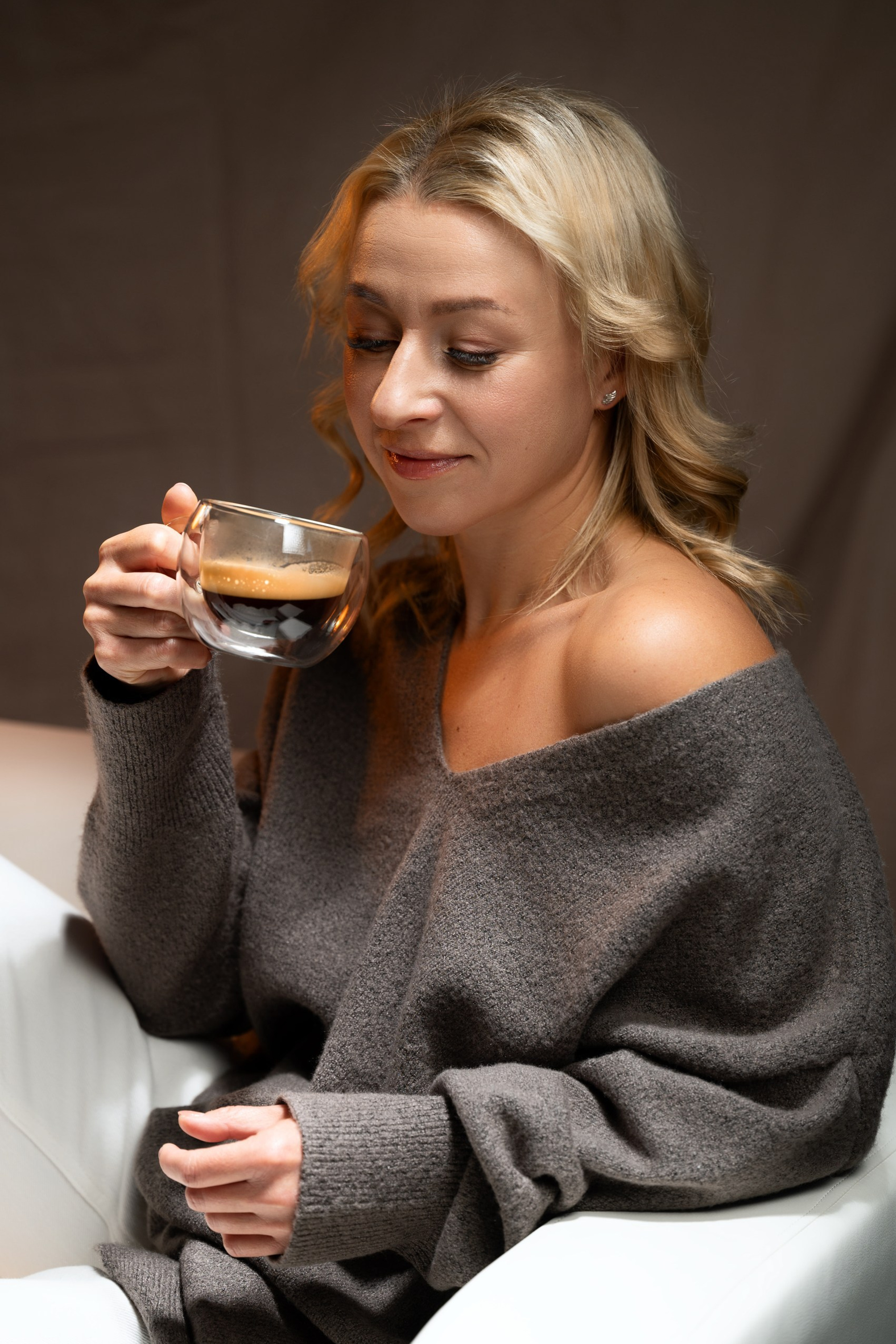 Новогодняя фотосессия в белой рубашке