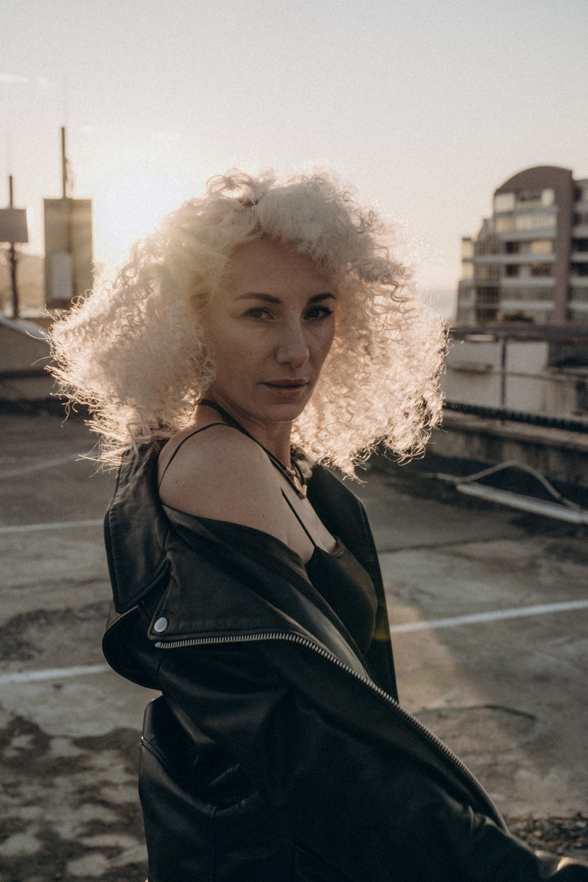 «Крышовая Дива»