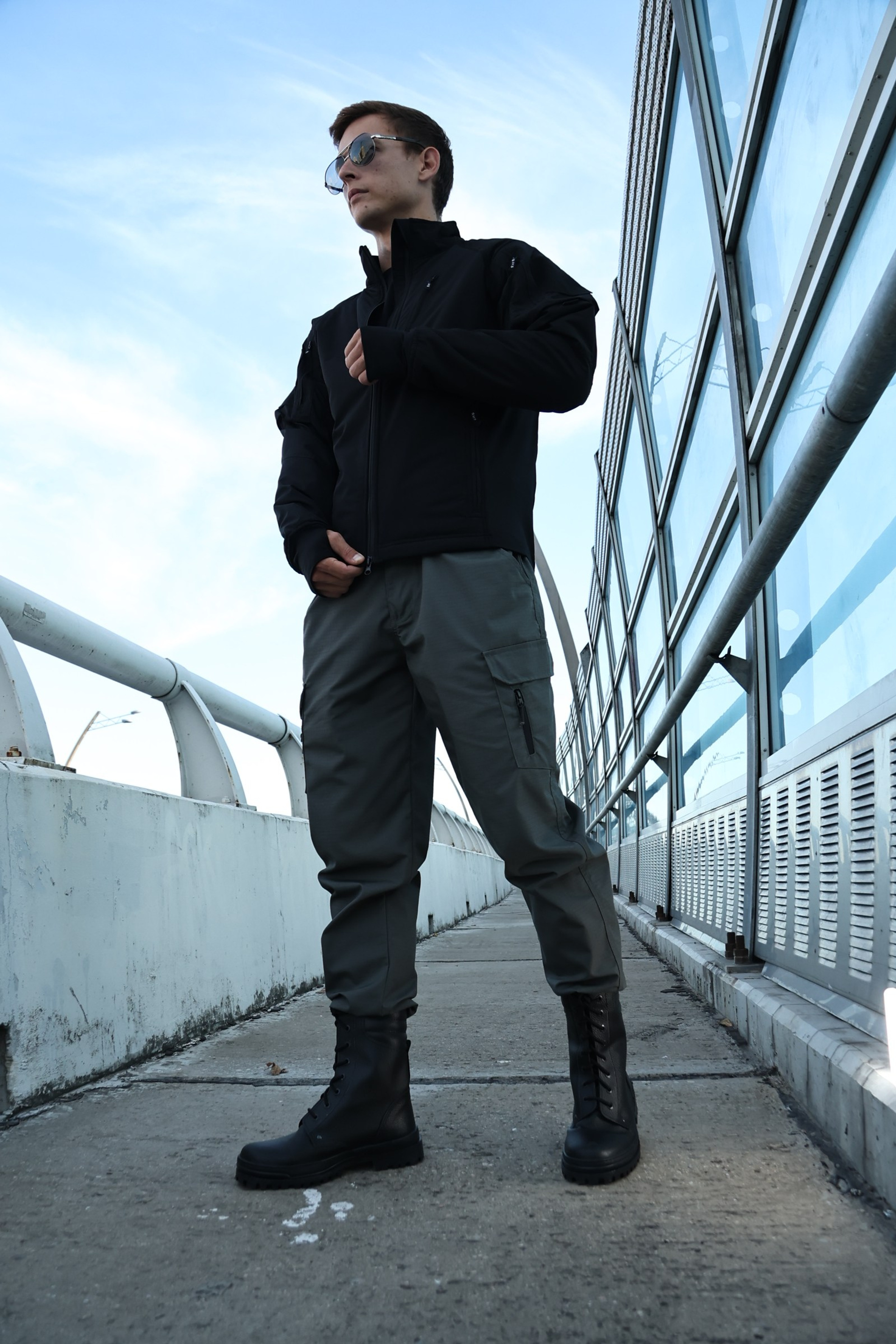 Николай. Стрит съемки для маркетплейсов в Сочи | ИИ контент | fashionprod