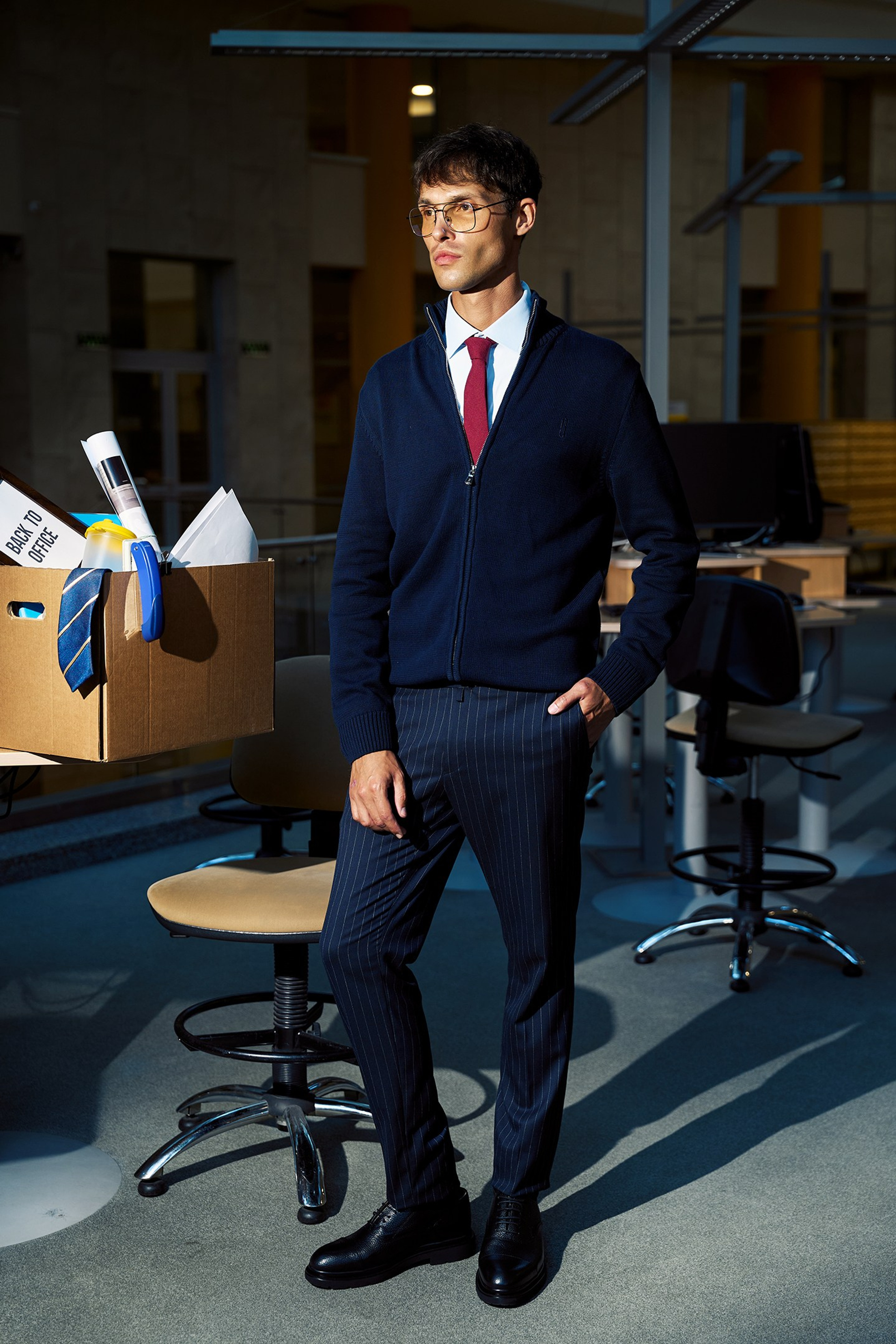 Pizhon «Back to Office». Михаил Евтух — фотограф для брендов и маркетплейсов в Минске