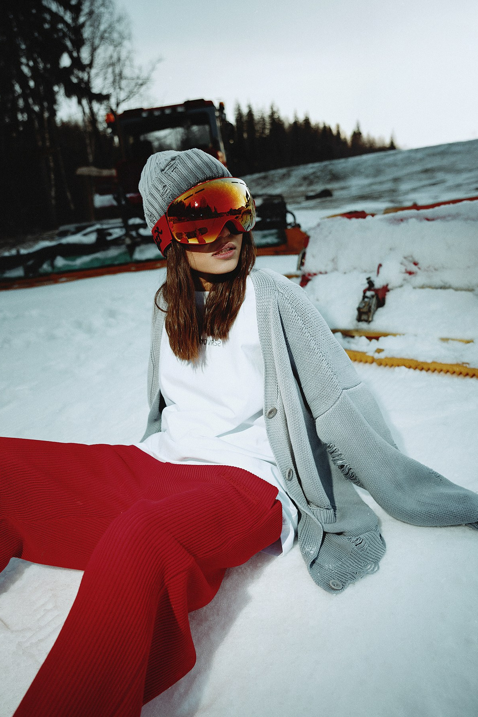 OVRSZ. Михаил Евтух — фотограф для брендов и маркетплейсов в Минске