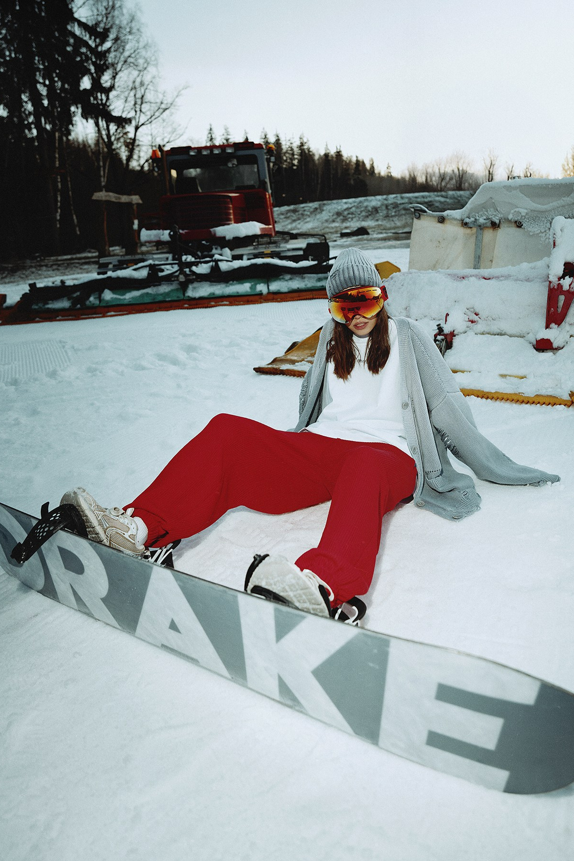 OVRSZ. Михаил Евтух — фотограф для брендов и маркетплейсов в Минске