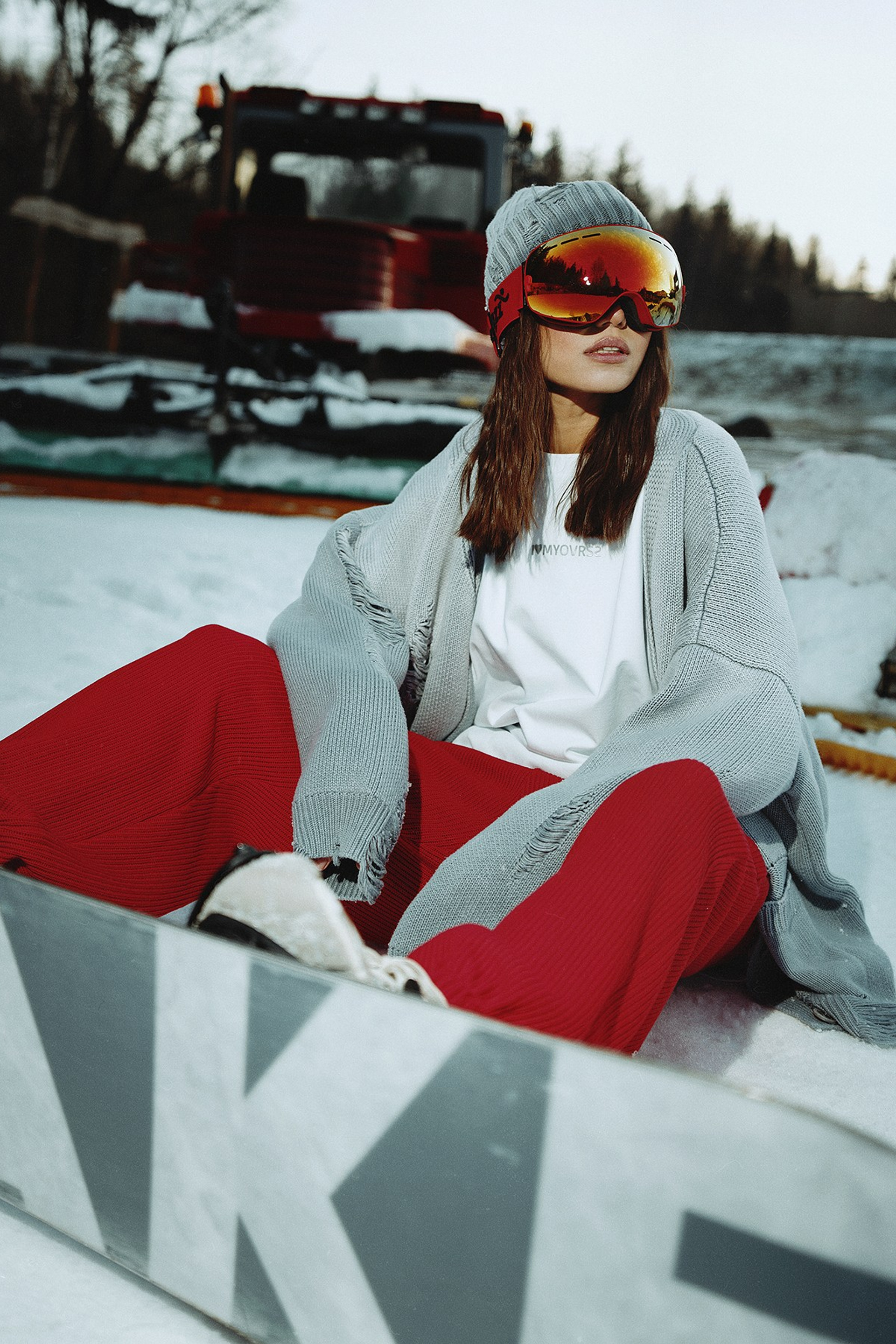 OVRSZ. Михаил Евтух — фотограф для брендов и маркетплейсов в Минске