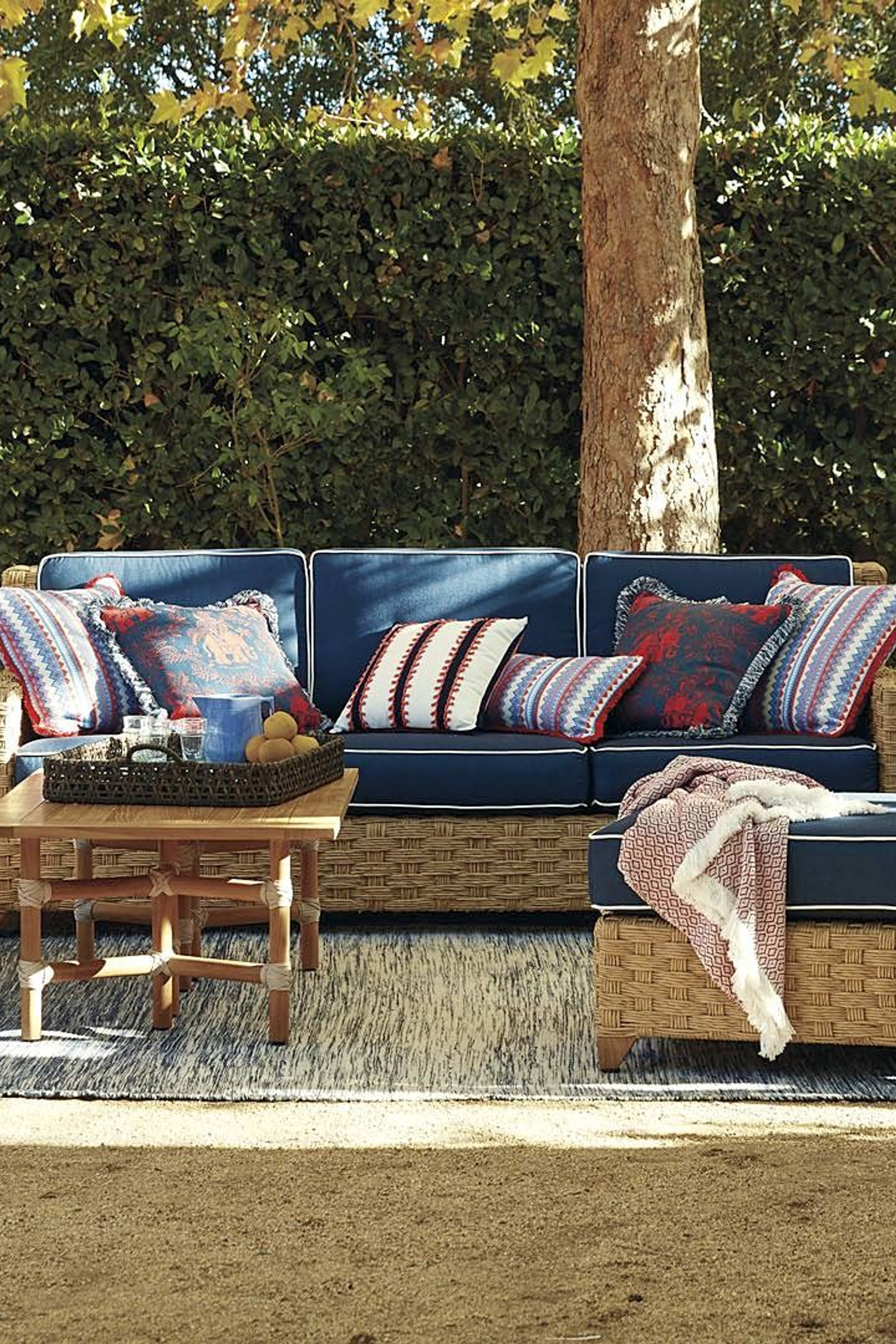 Уличный текстиль