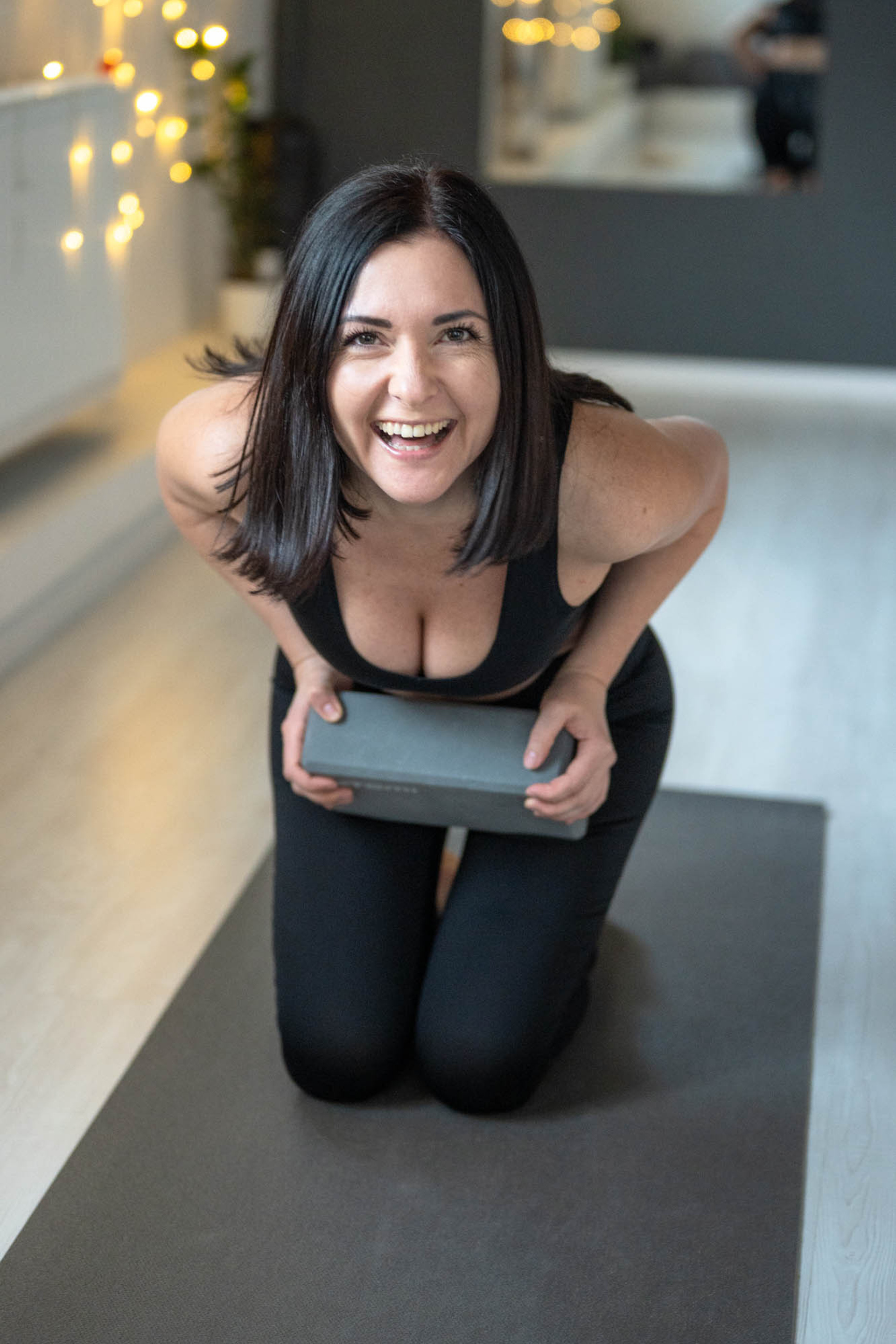 СЬЕМКА ДЛЯ ПРЕПОДАВАТЕЛЯ ЙОГИ. ЮЛИЯ ВАРАВКА