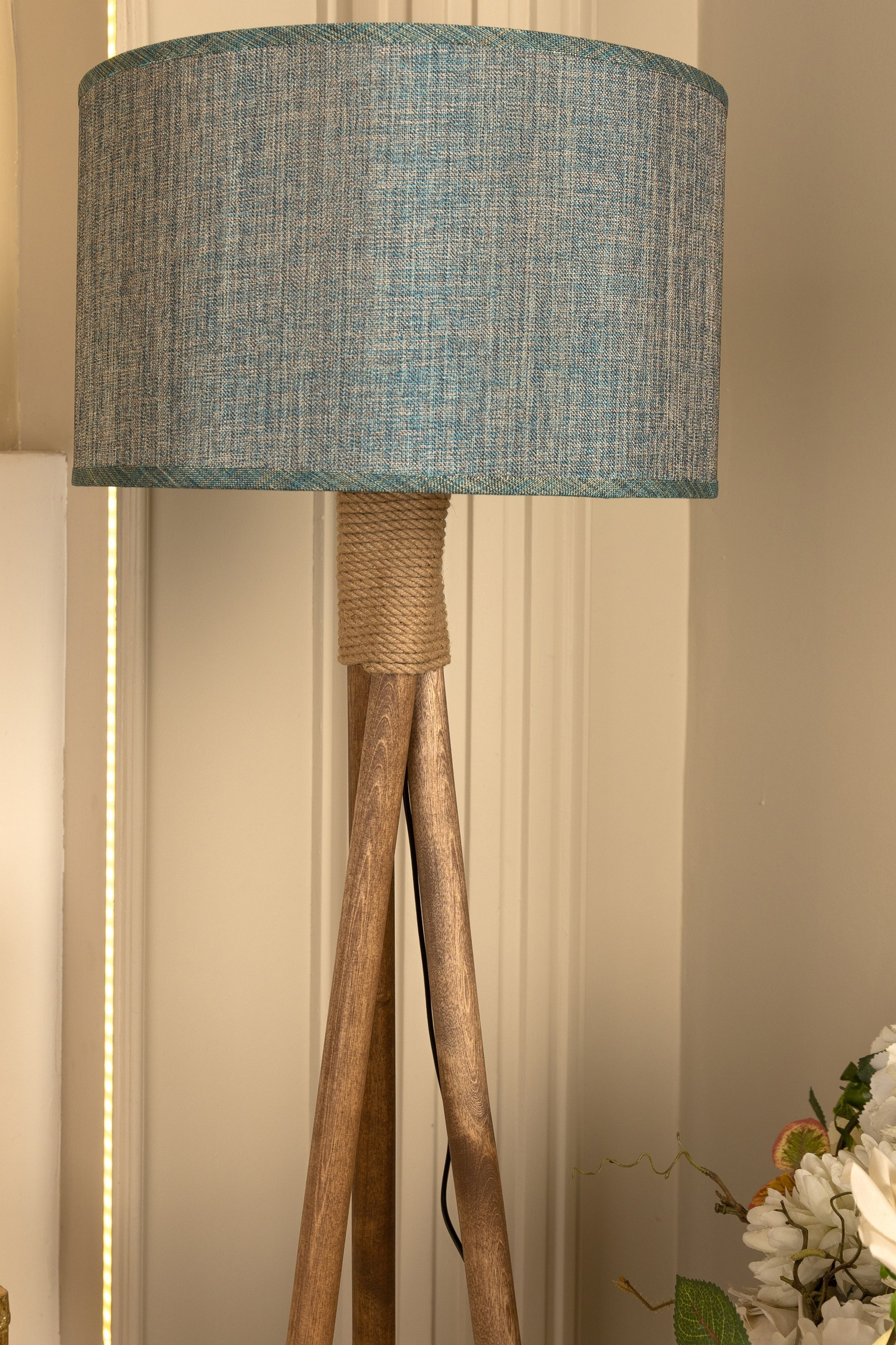 Торшер в интерьере