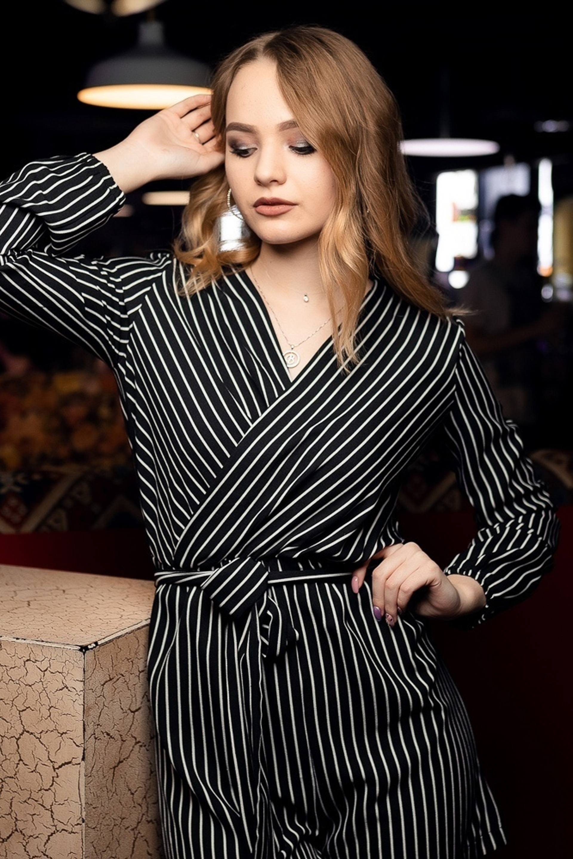 Мама Люба 13 Апреля___ «ТАНЦЫ В КЛУБЕ». Максим Бондарев, коммерческий фотограф для бизнеса | Курск