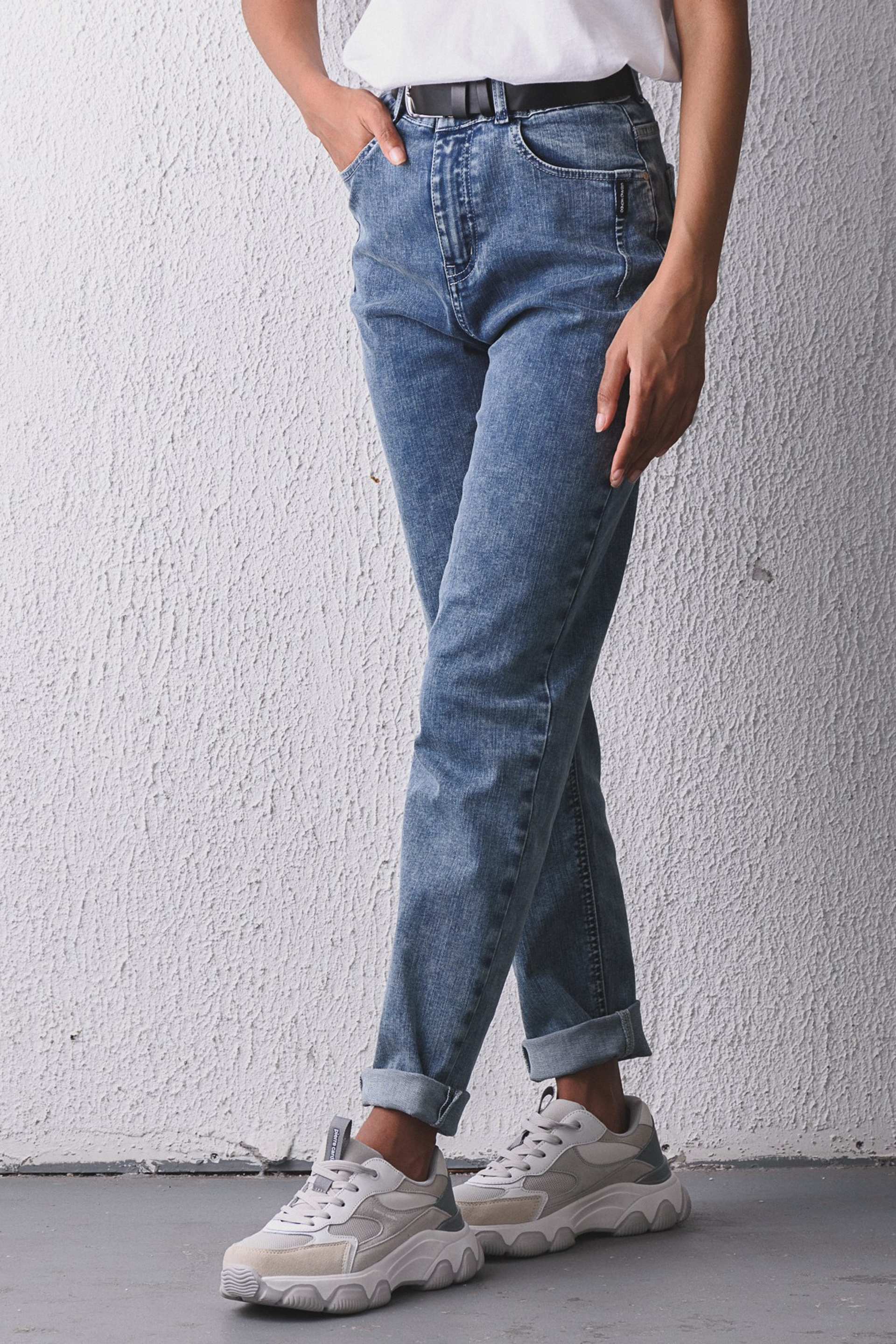 Фотосъемка женской одежды и аксессуаров для маркетплейсов. Gramy-studio: фото, видео, инфографика и 3D визуализация для маркетплейсов